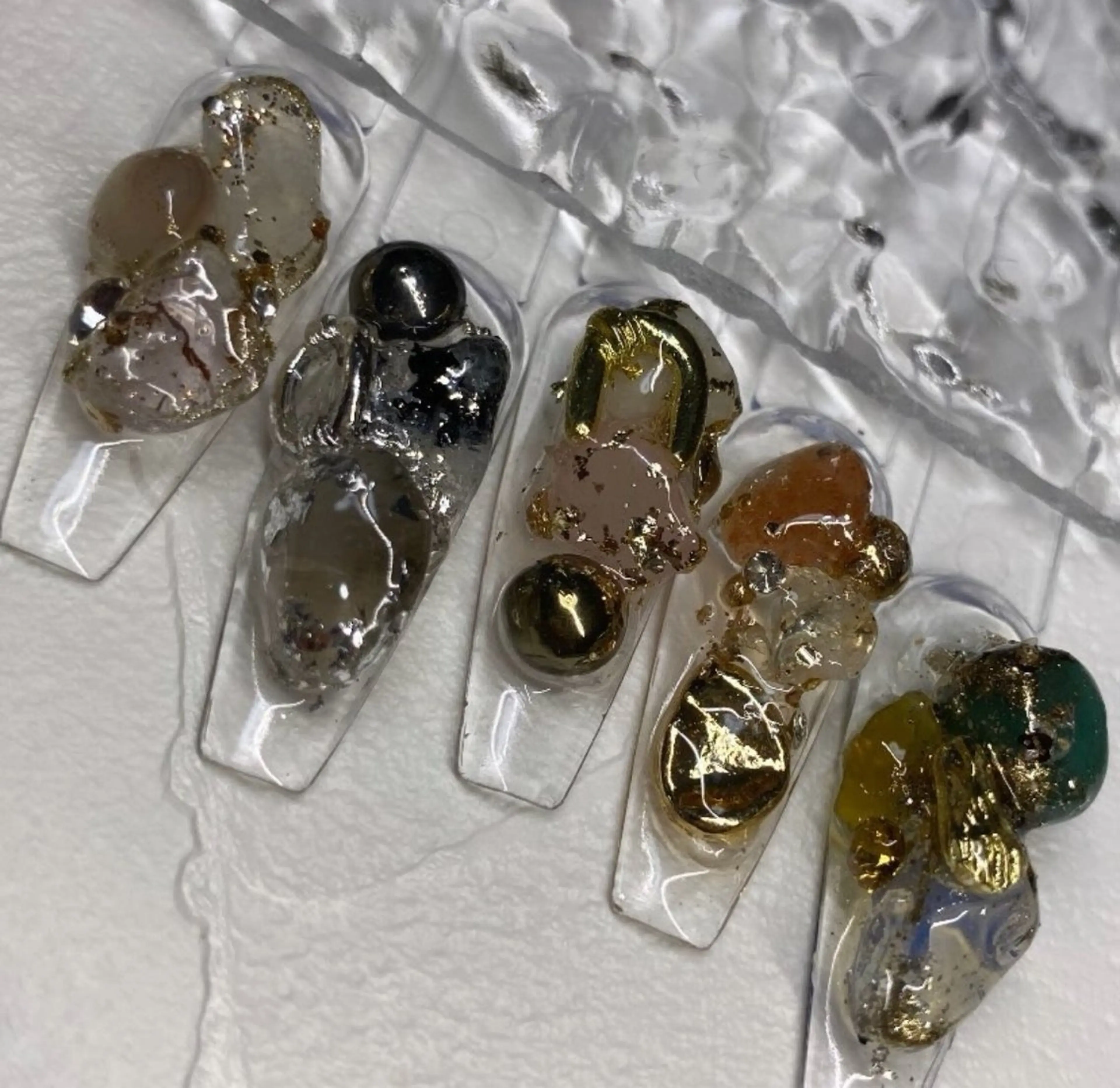 ネイル ニュアンスネイル femme💫 CARINAのネイルデザイン