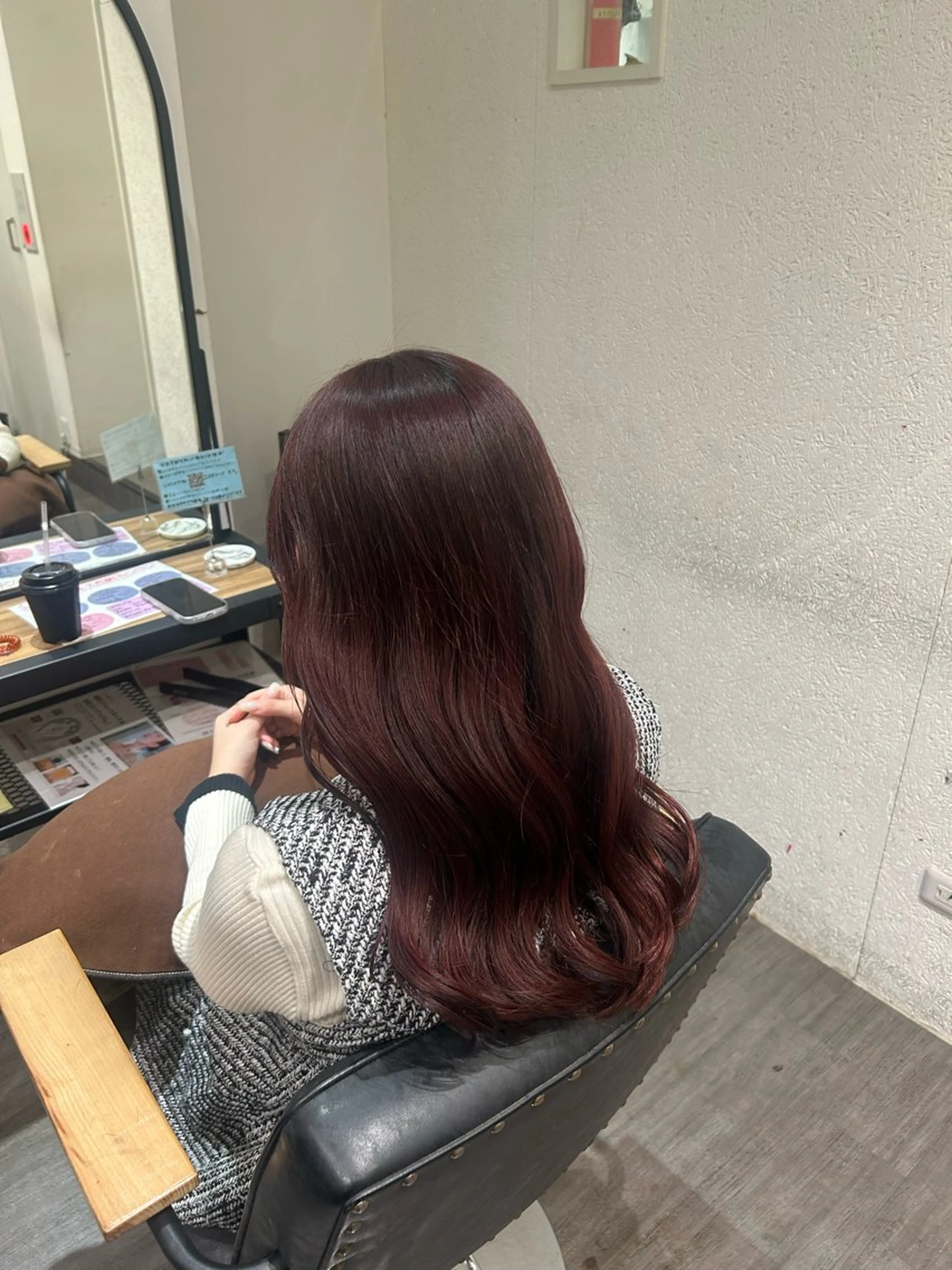 ロング カラー ヘアアレンジ 黒髪 レッドカラー カット ヘアカラー トリートメント cocotte 💟草間紫音💟のヘアスタイル