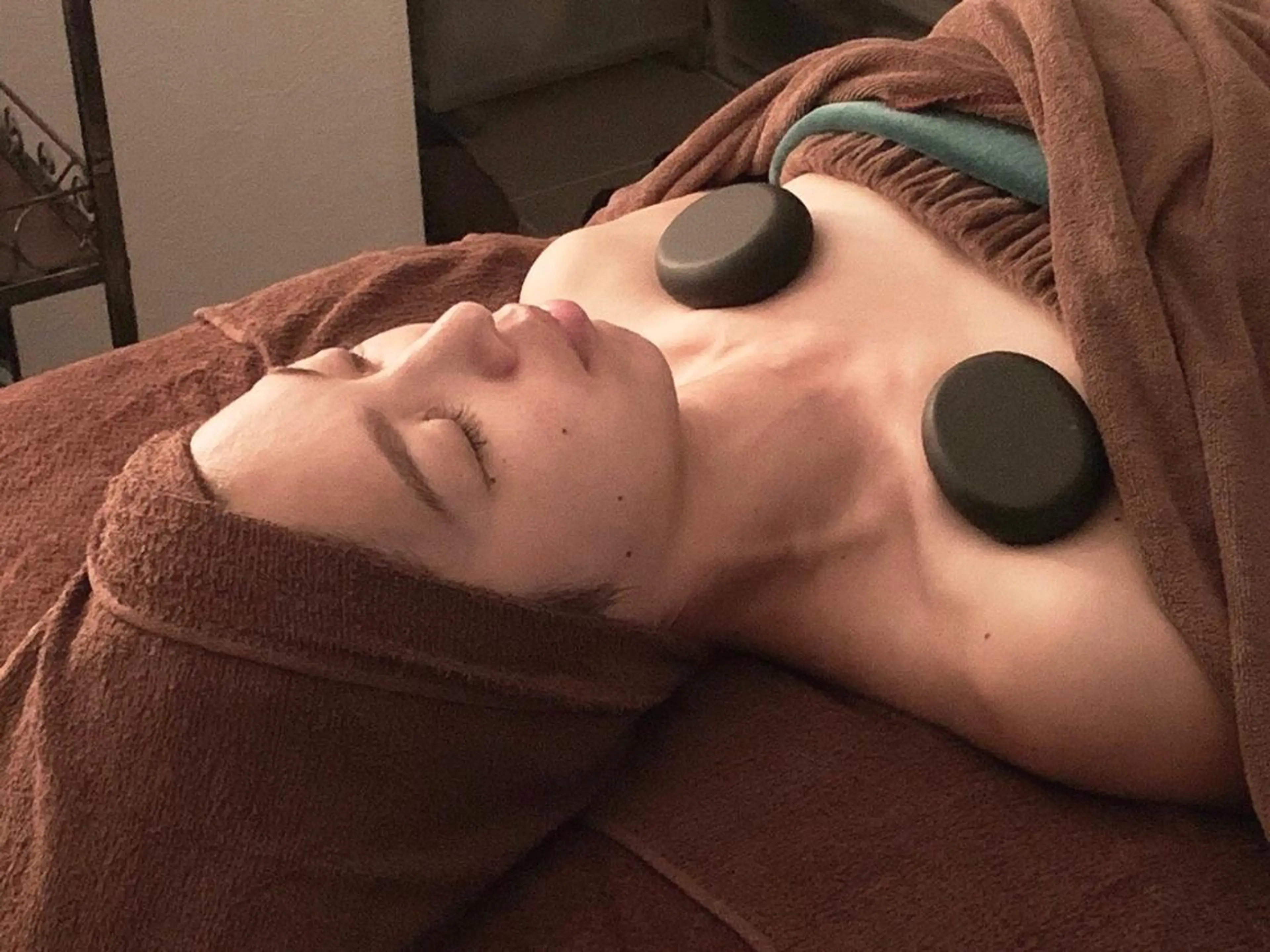 【PourVous】 AYUMIのネイルデザイン