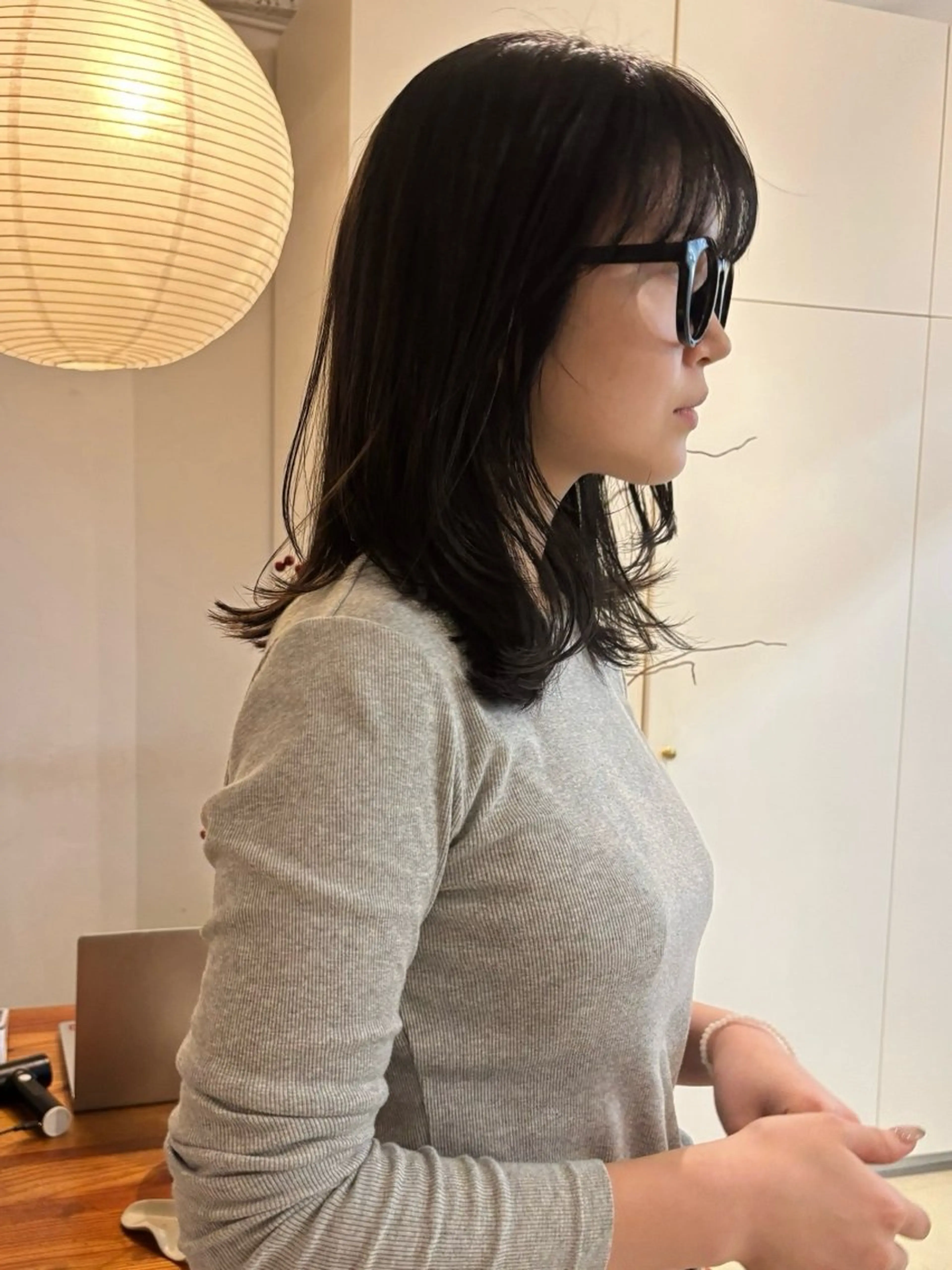 ミディアム ミディアムレイヤー レイヤーカット カット ヘアカラー トリートメント 🍑透明感hair ・NENE🍑のヘアスタイル