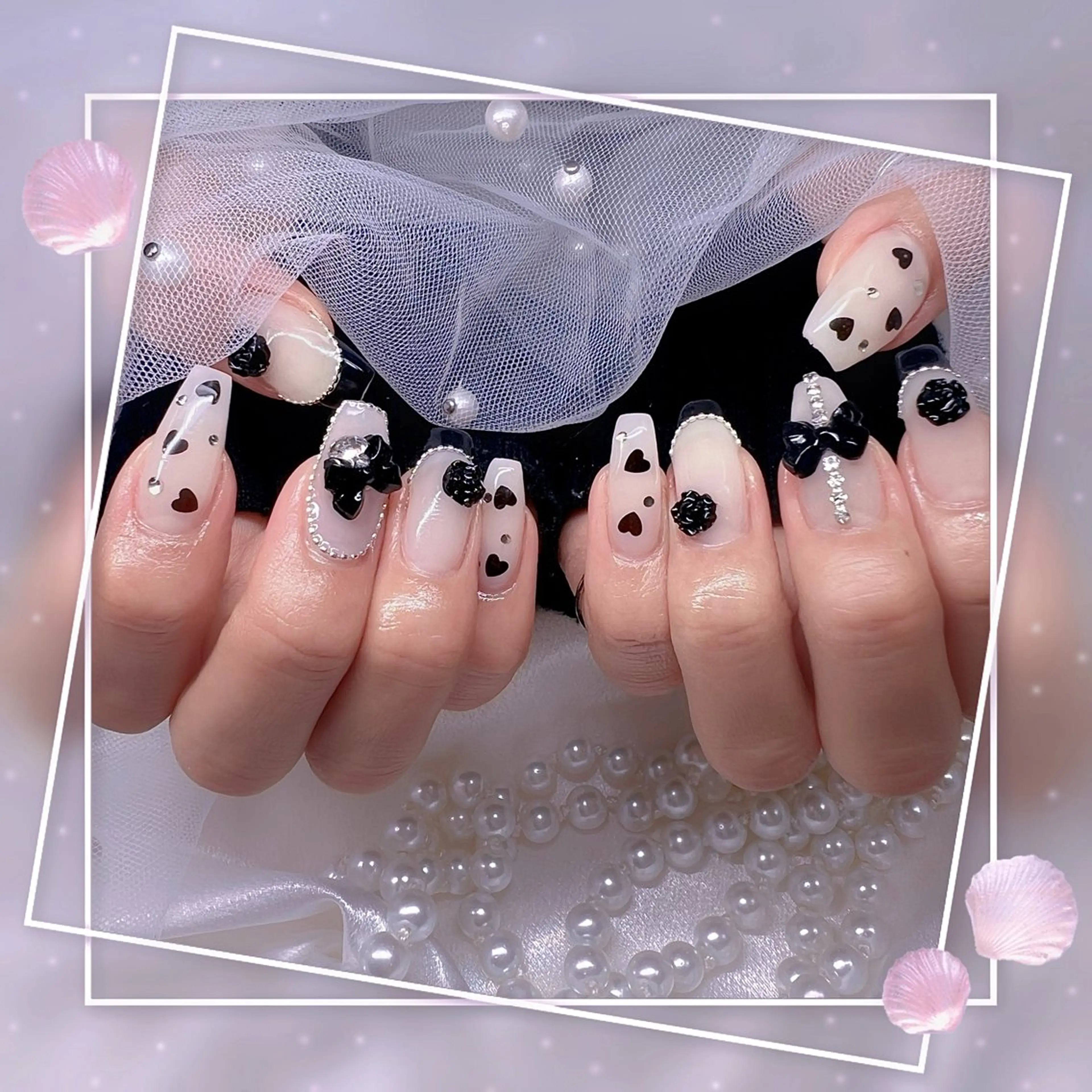 ネイル チークネイル フレンチネイル グラデーション マグネットネイル マグネットフレンチ ハンドネイル ハンドケア Chill Nailsalonのネイルデザイン
