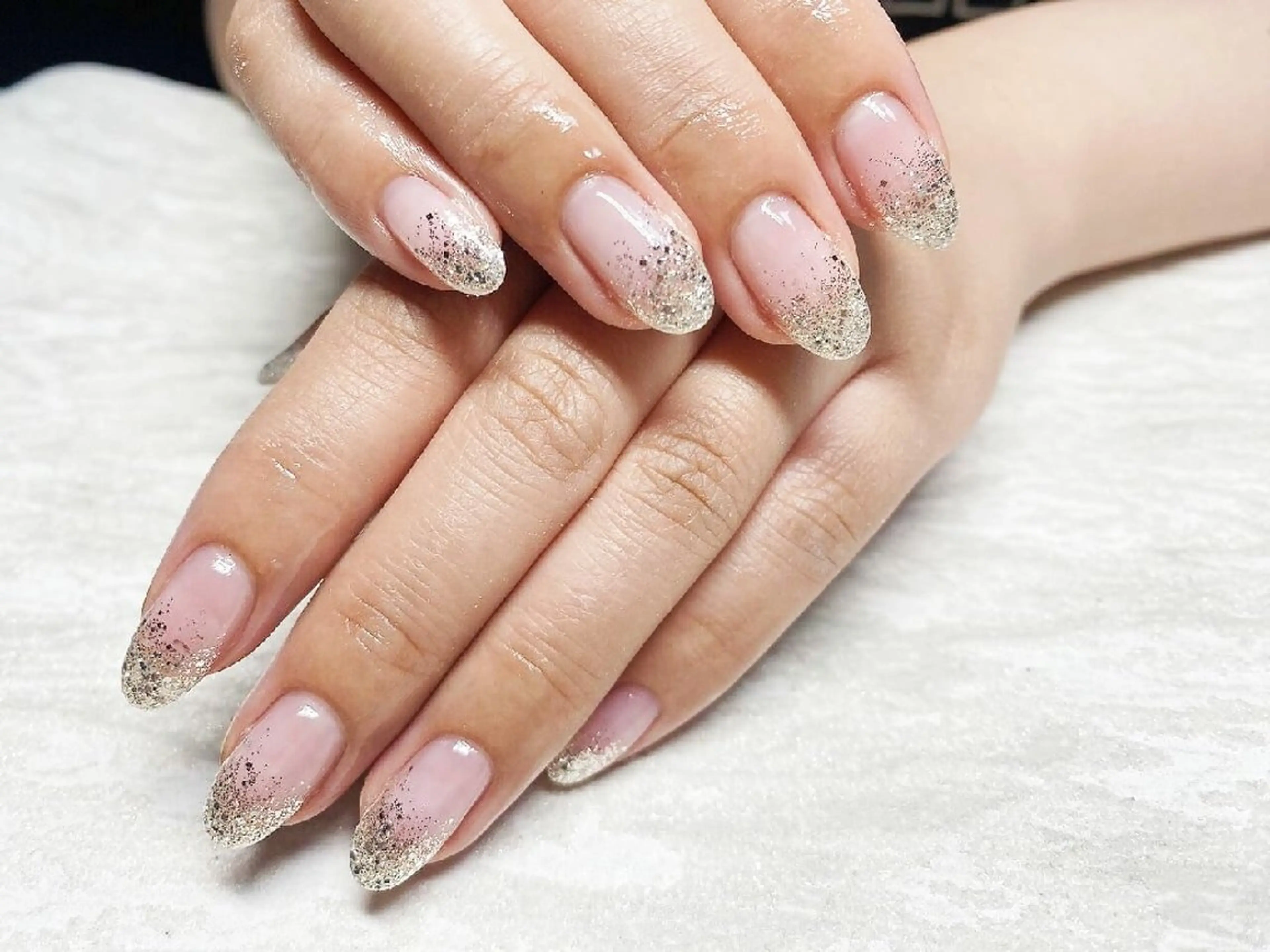 ネイル 韓国ネイル ラメ(グリッター) ニュアンスネイル ワンカラーネイル シンプルネイル ハンドネイル JULIE NAILのネイルデザイン