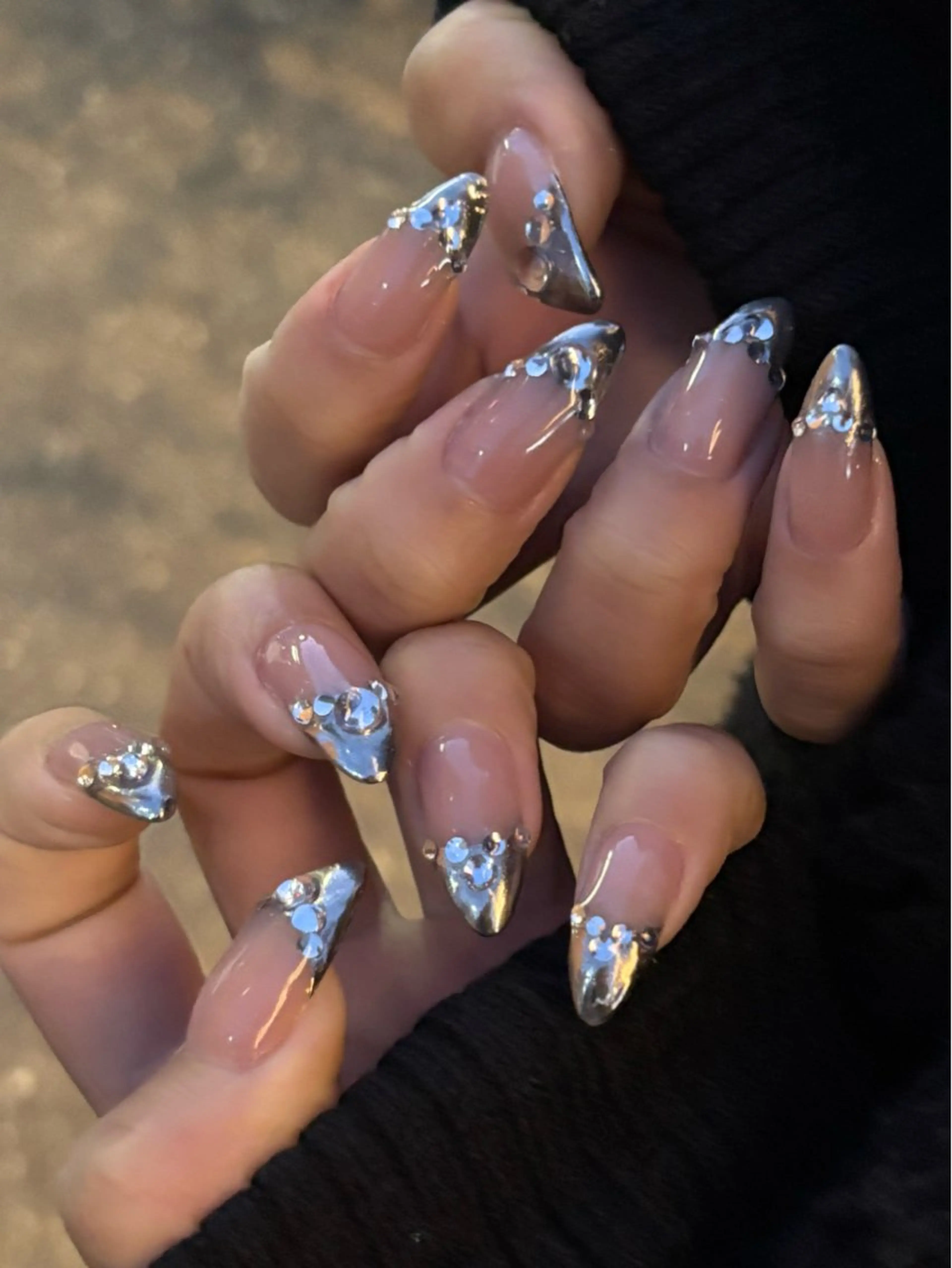 ネイル ハンドネイル 🪐富島彩夏 /海外nail🪐のネイルデザイン