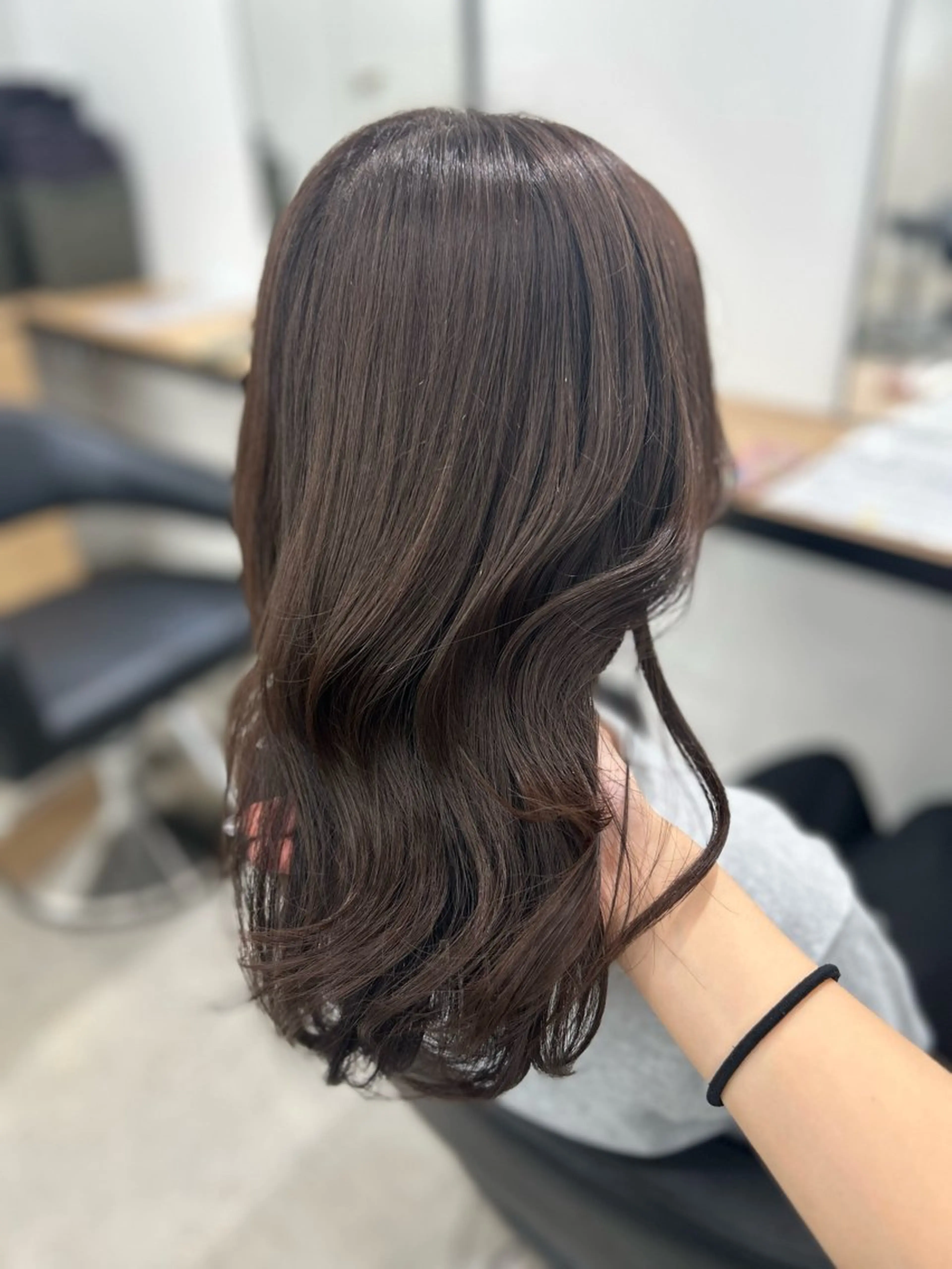 ロング カラー ヘアカラー トリートメント ヘッドスパ ヘアセット YUKA🤍ベージュ /ミルクティーのヘアスタイル