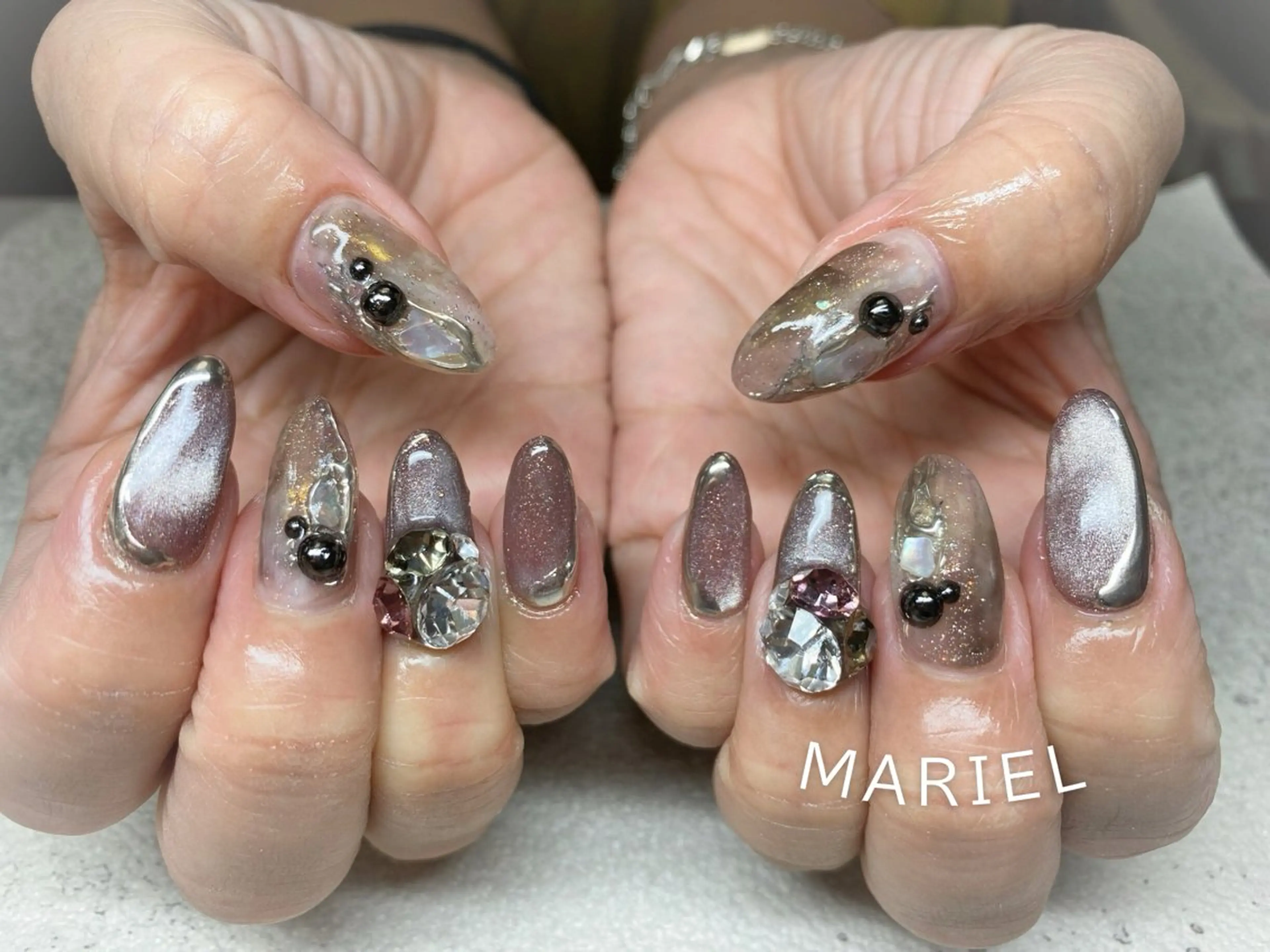 ネイル マグネットネイル シルバー ハンドネイル nailist marieのネイルデザイン
