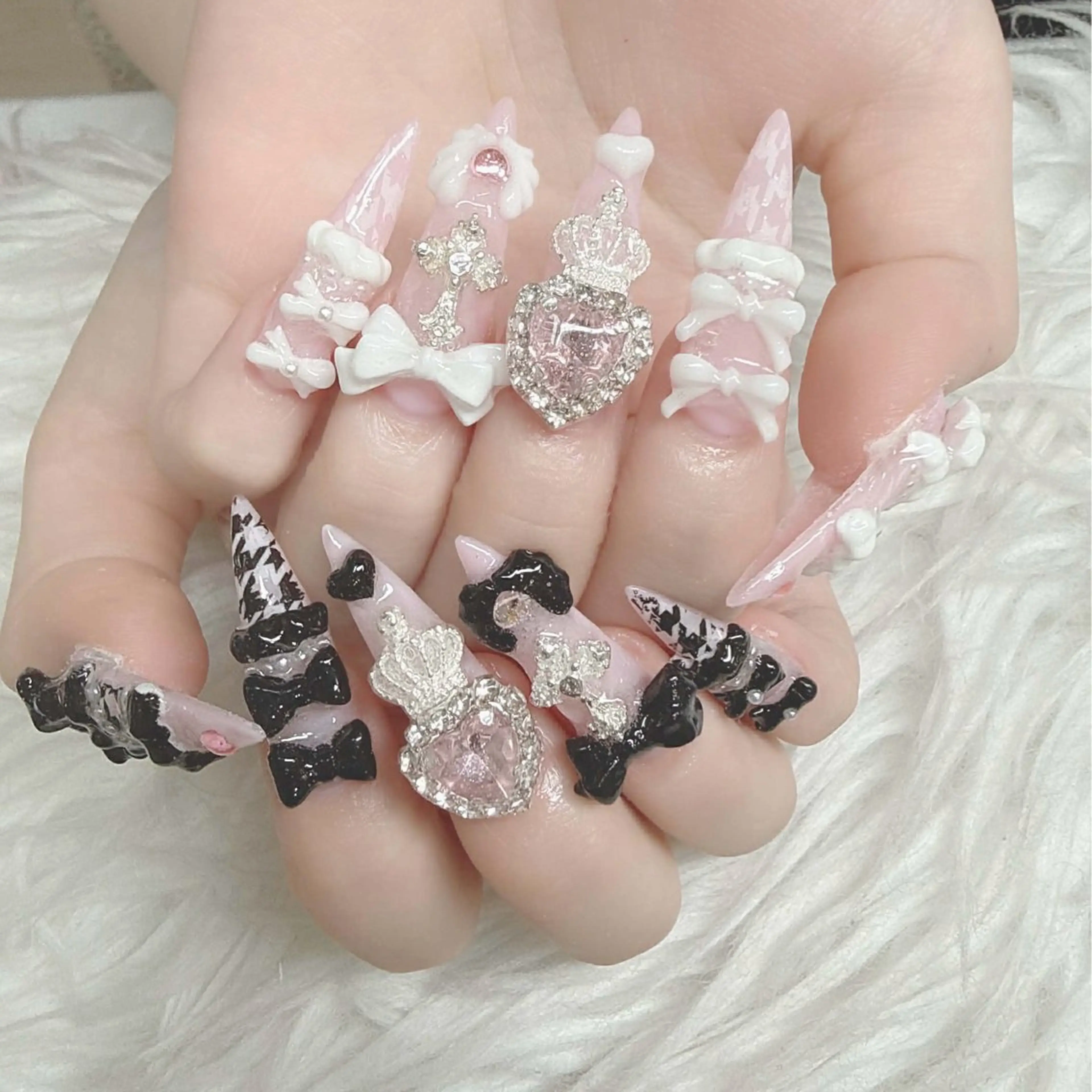 ネイル フットネイル フレンチネイル グラデーション 韓国ネイル ロングネイル ハンドネイル Hani Nail Salonのネイルデザイン