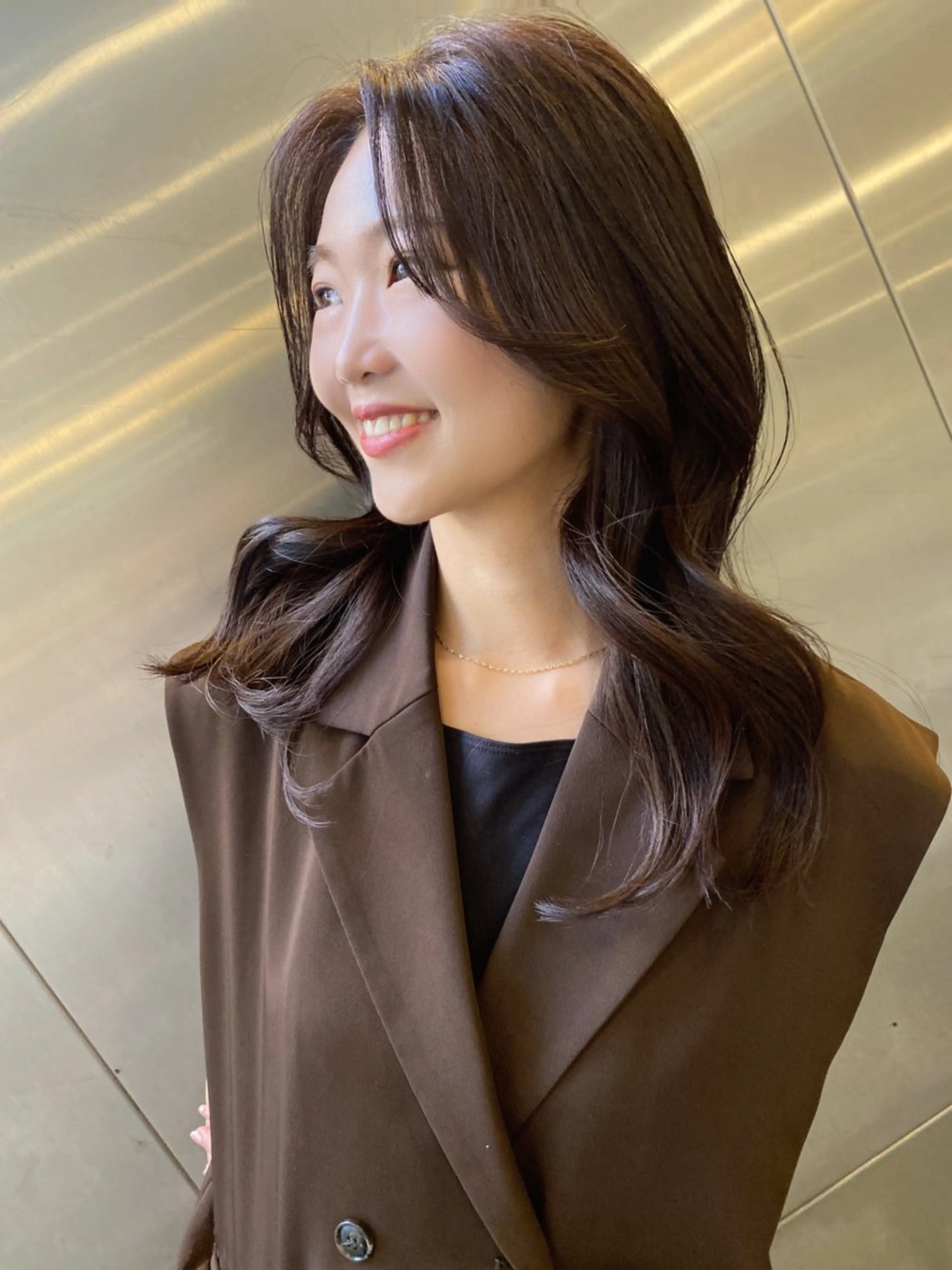 セミロング カラー レイヤーカット AIRI layer cut hairのヘアスタイル