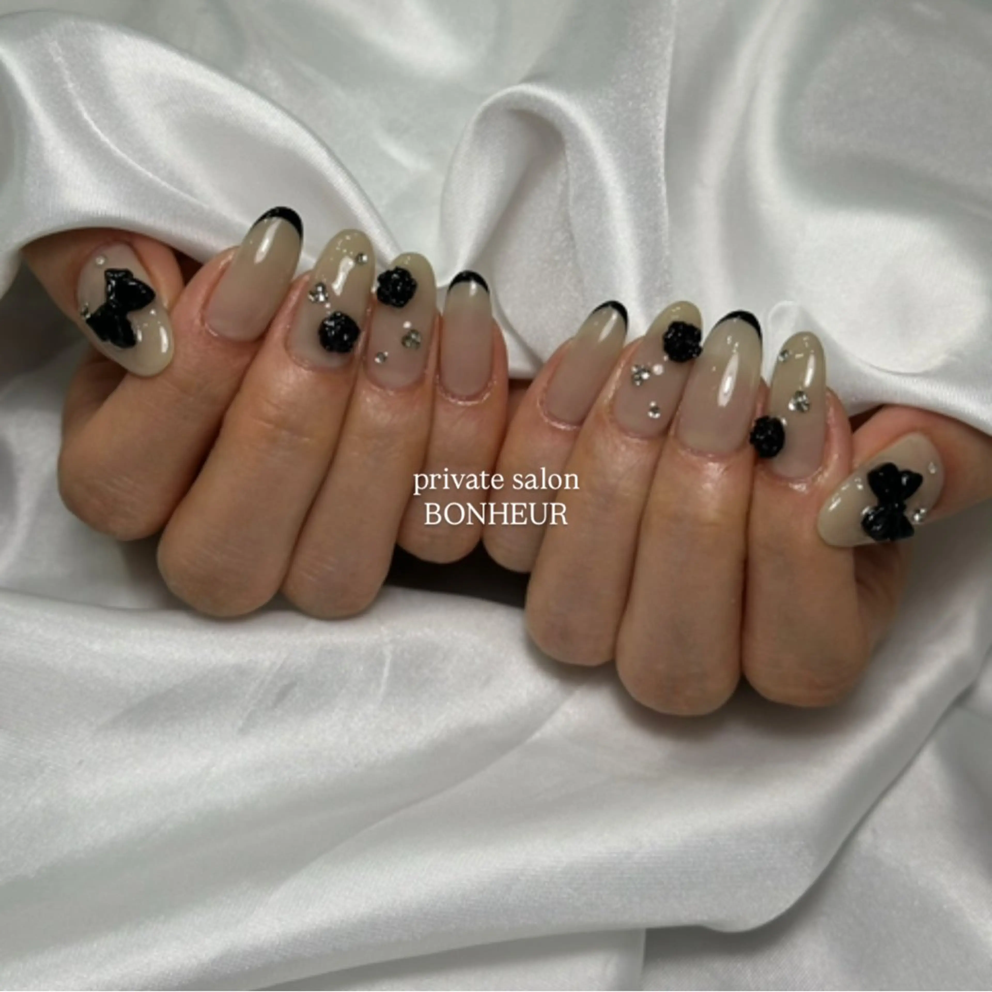 ネイル ハンドネイル BONHEUR Annaのネイルデザイン