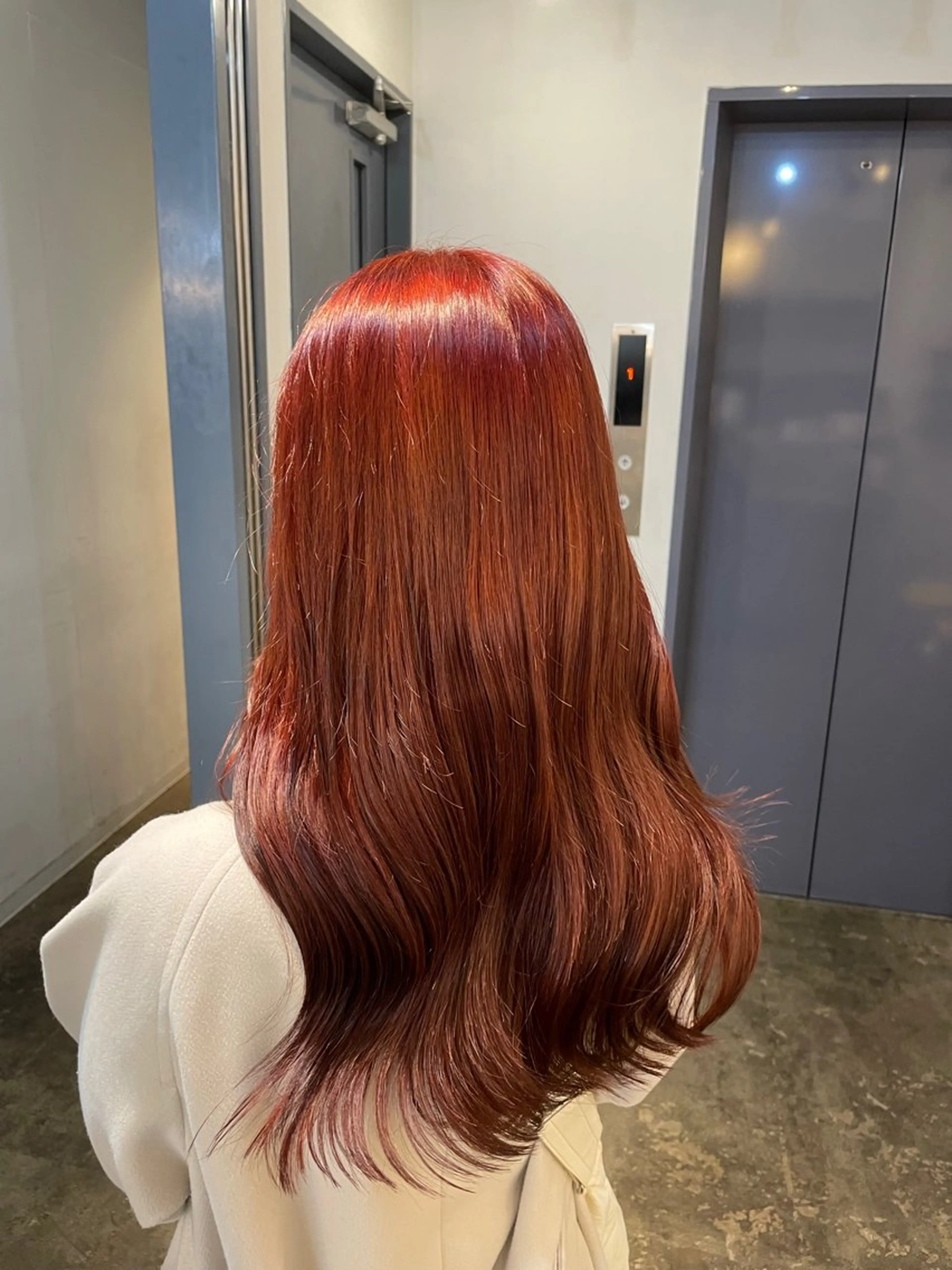 セミロング カラー イトウ アキノリのヘアスタイル