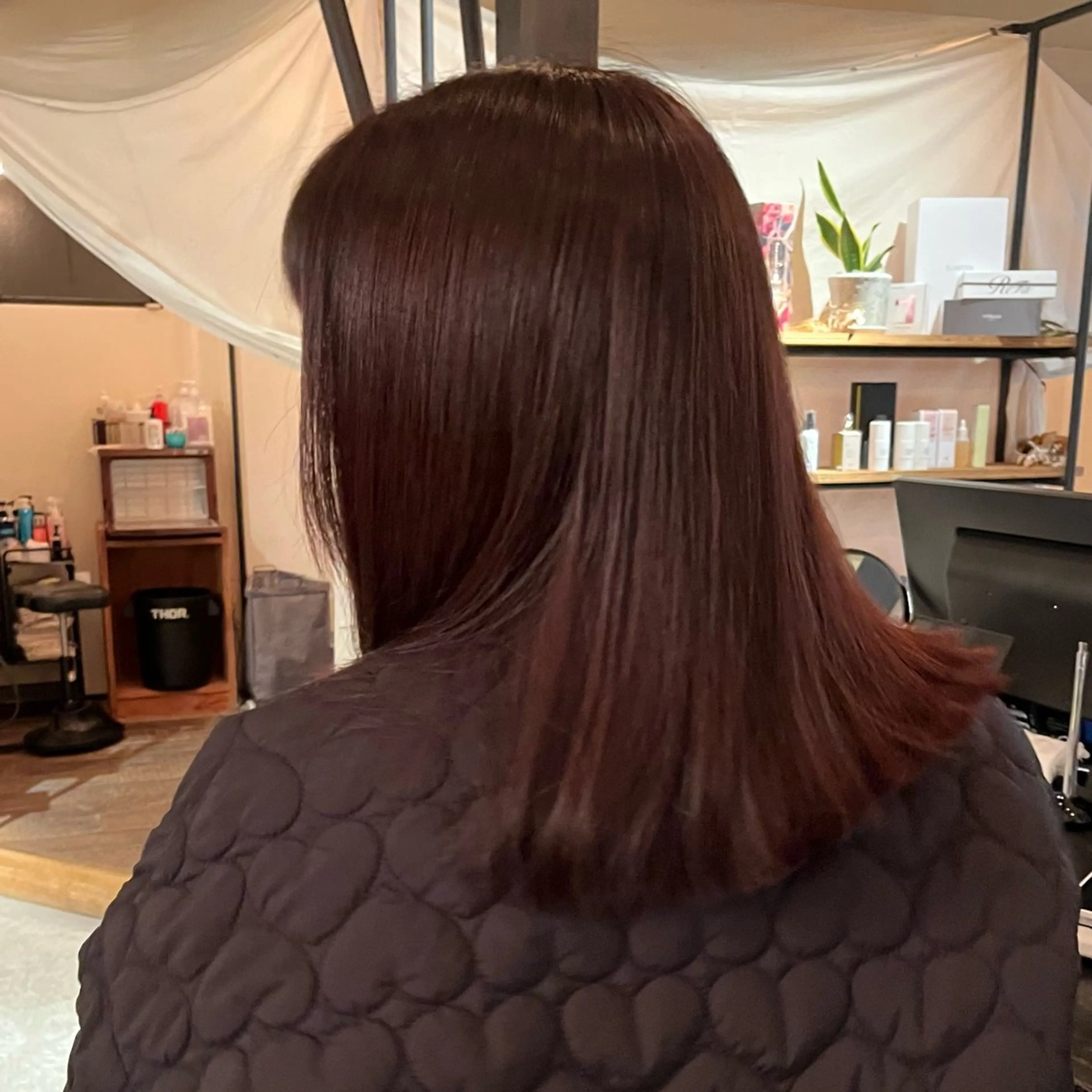 セミロング カラー カット ヘアカラー シマダ ユウナのヘアスタイル