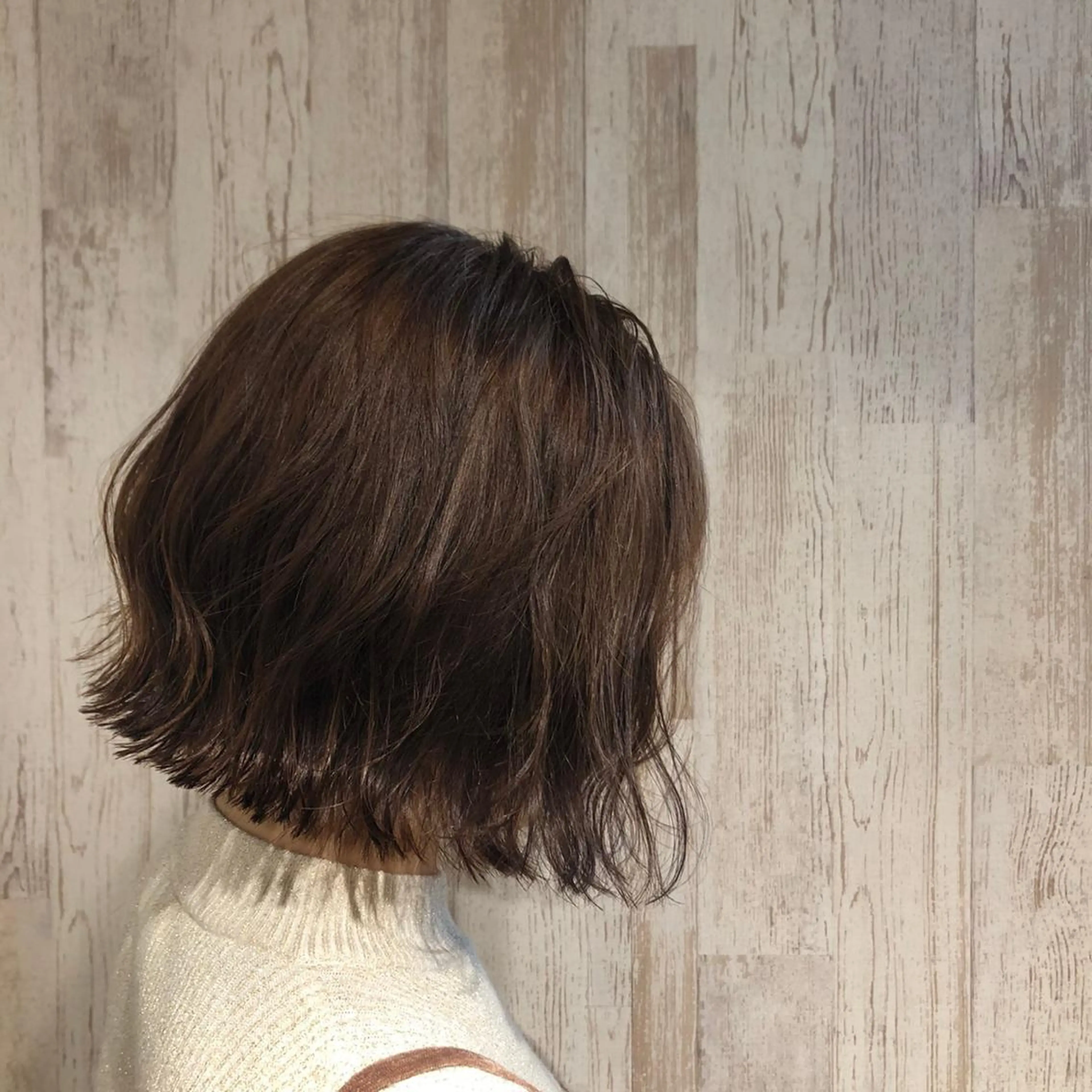 ショート カラー パーマ 小川 美香のヘアスタイル