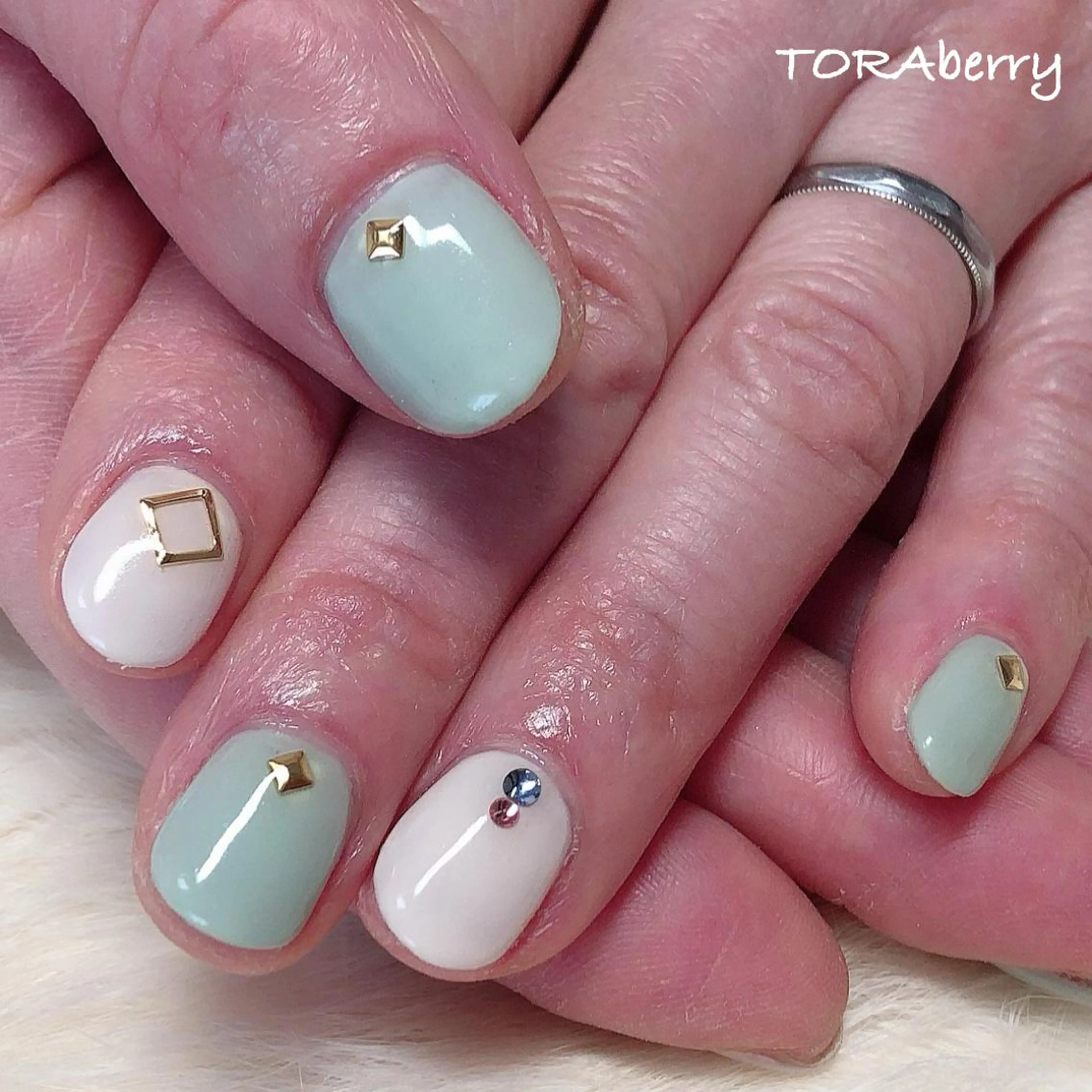 ネイル ワンカラーネイル ハンドネイル ネイリスト なつみのネイルデザイン