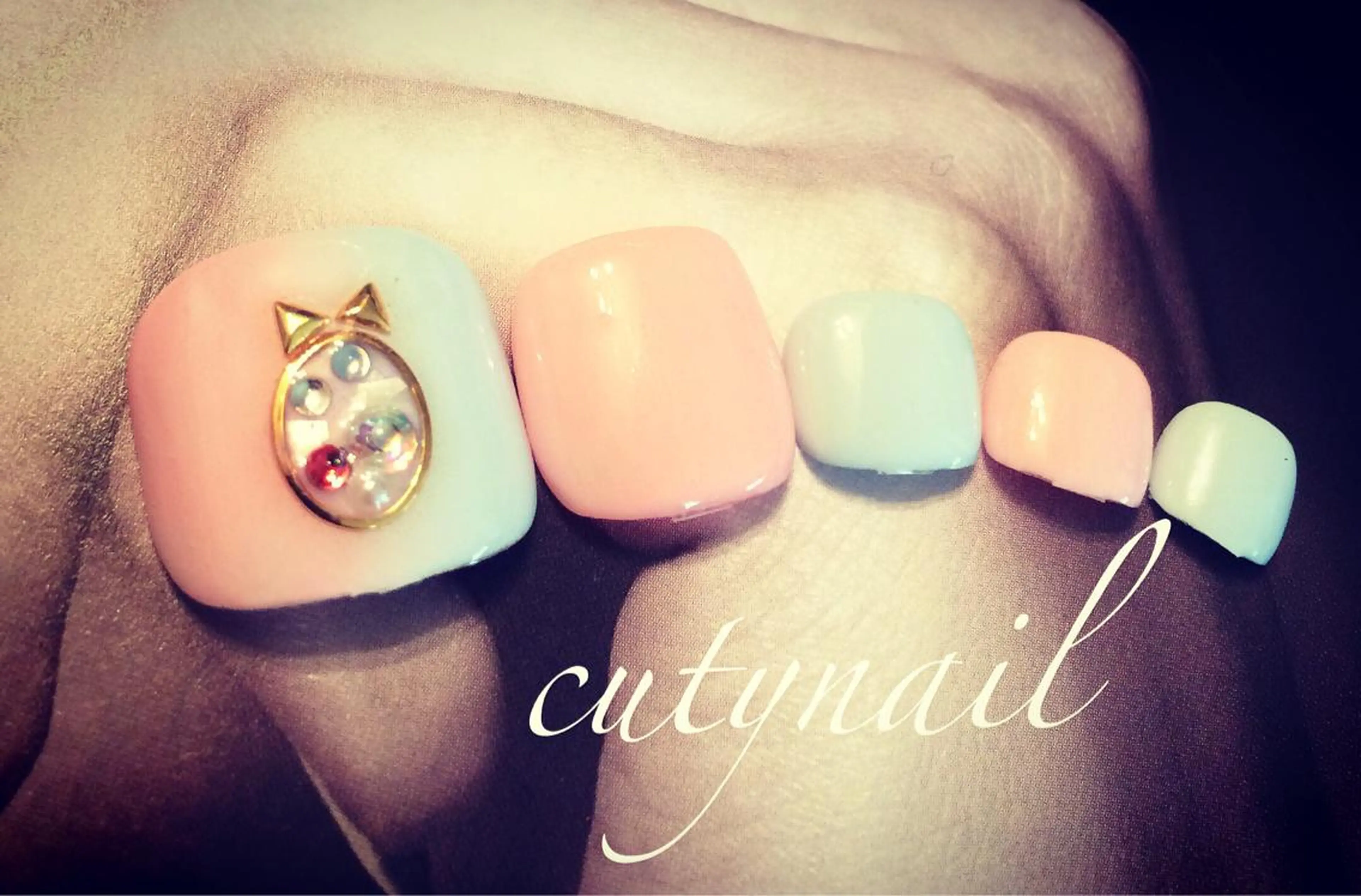 ネイル フットネイル cuty nailのネイルデザイン