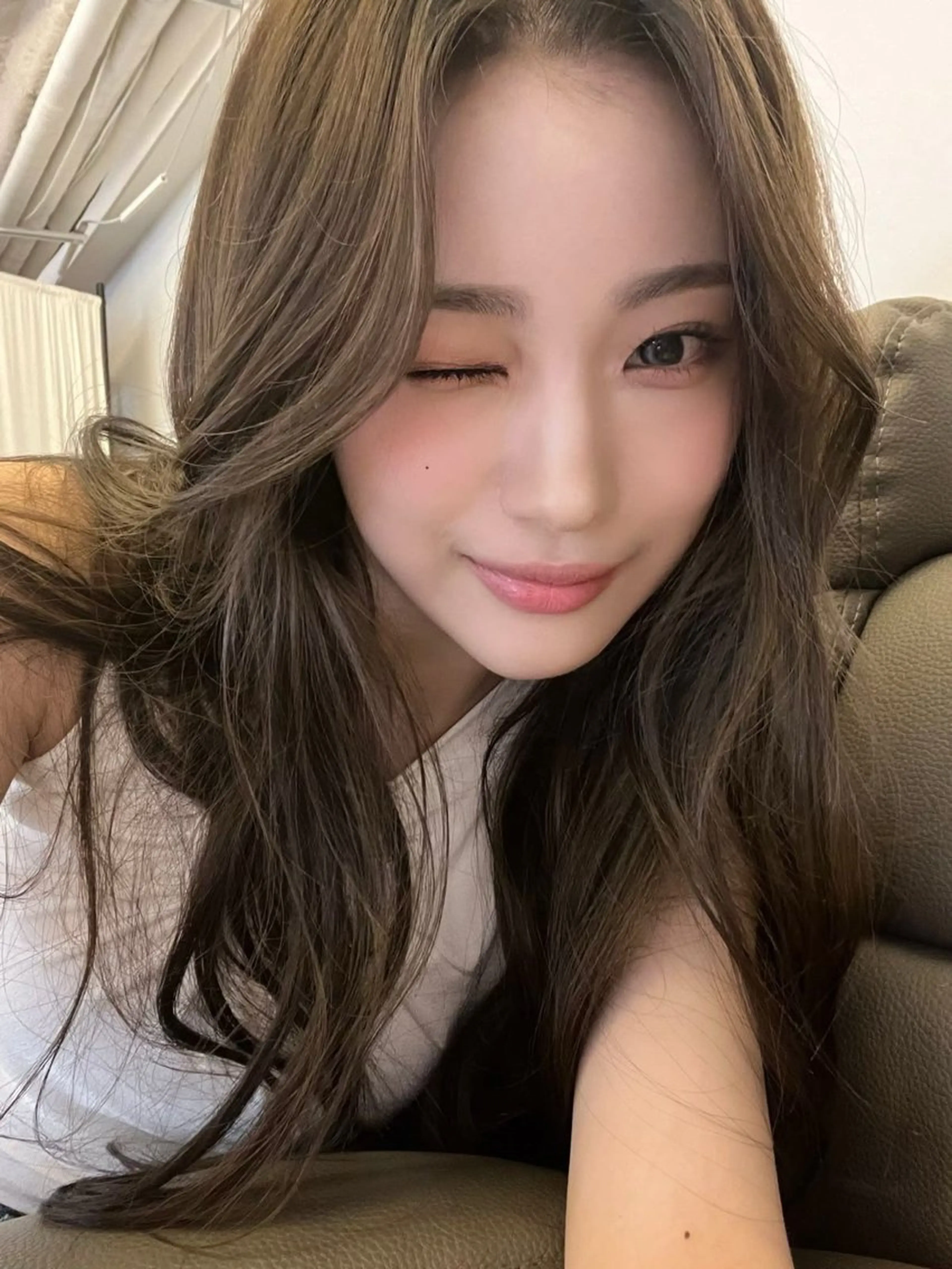 セミロング カット ヘアカラー 韓国／ハッシュカット ／透明感カラー／金野のヘアスタイル