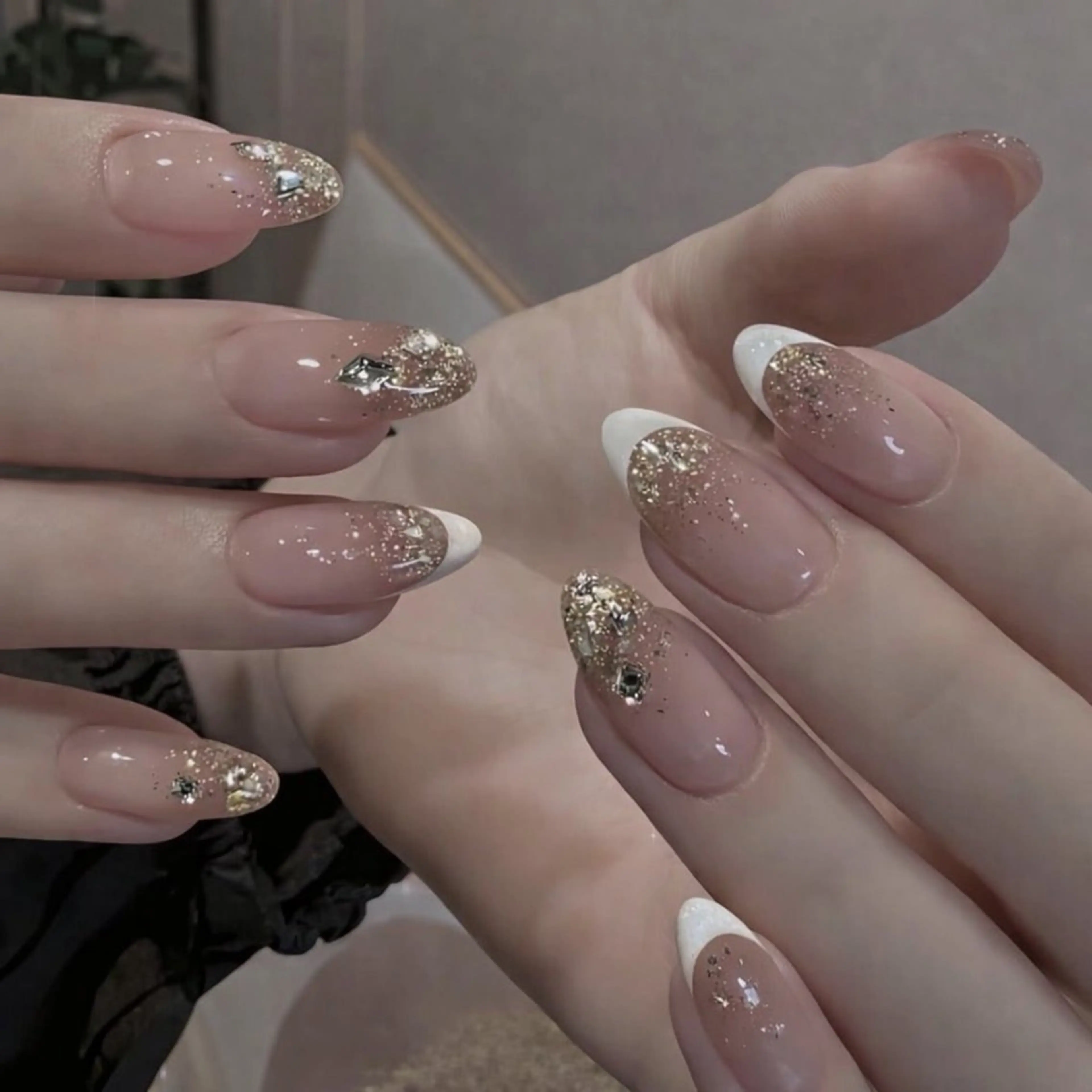 ネイル シンプルネイル ストーンネイル ハンドネイル 禅 nails所属・禅 博多駅ネイルサロンのネイルデザイン