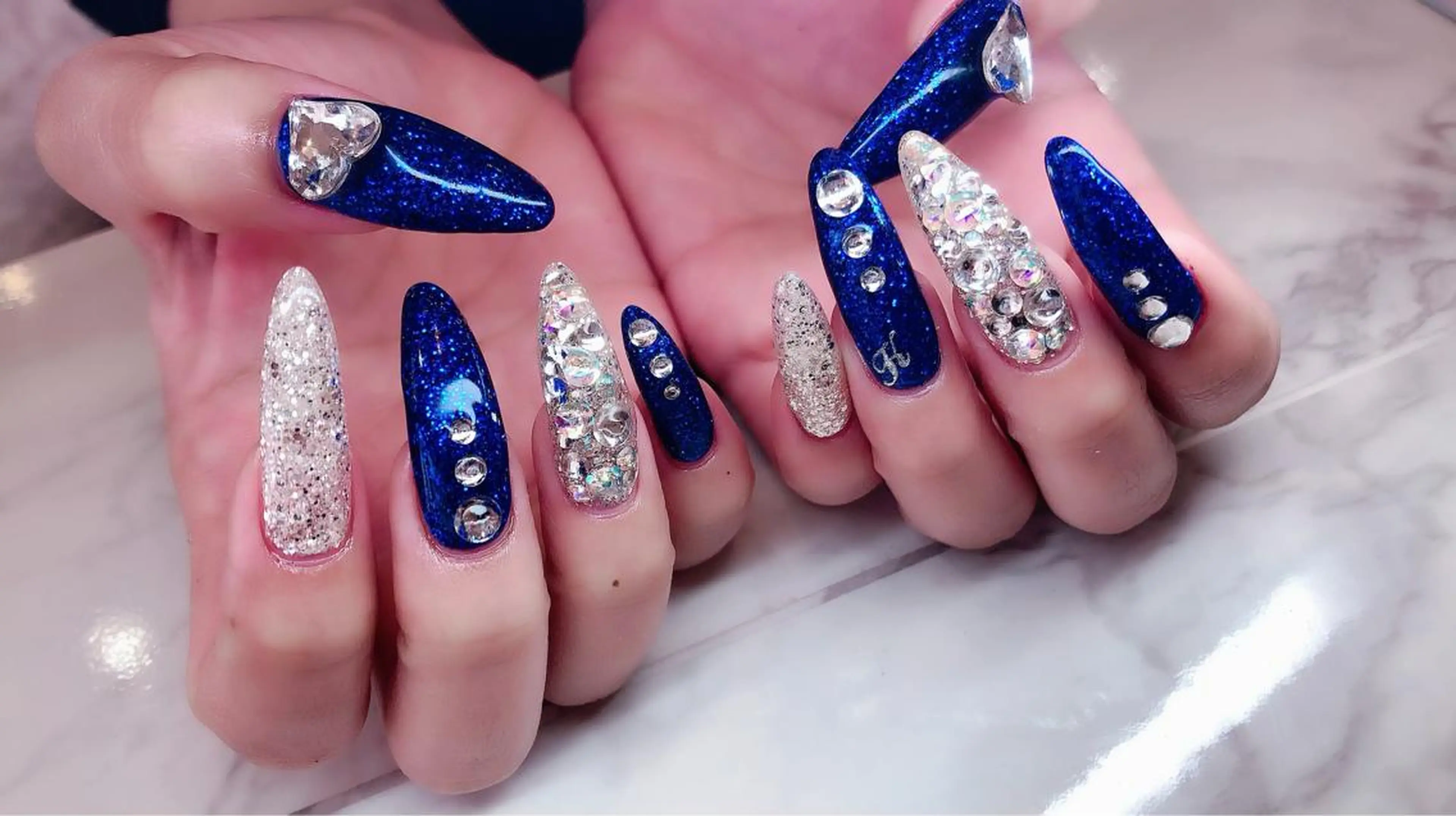 ネイル ハンドネイル noix nail &eyeのネイルデザイン