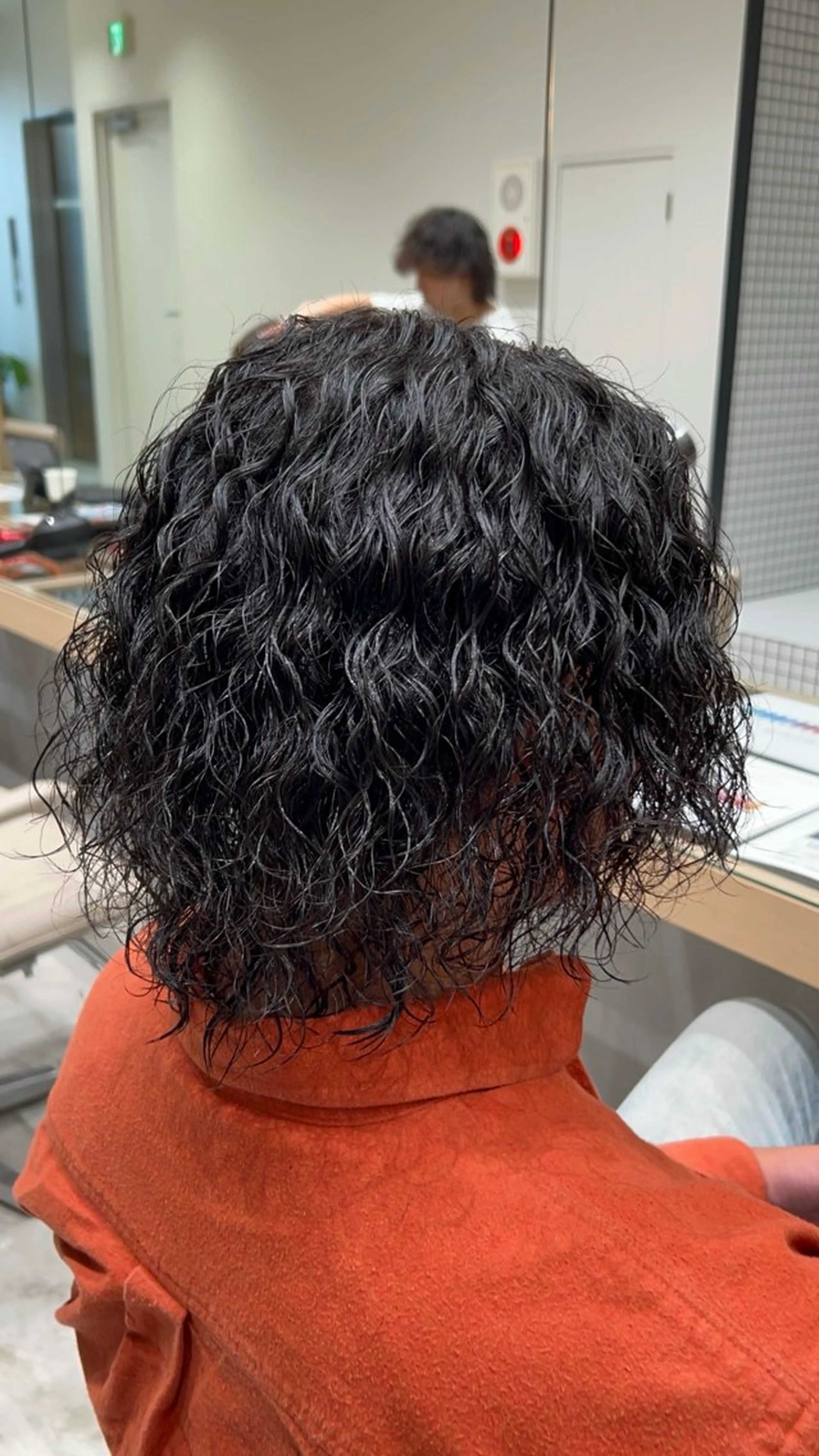 パーマ メンズ フェードカット メンズパーマ スパイラルパーマ カット パーマ 🐲ツイスパ🐲 フェード/龍のヘアスタイル