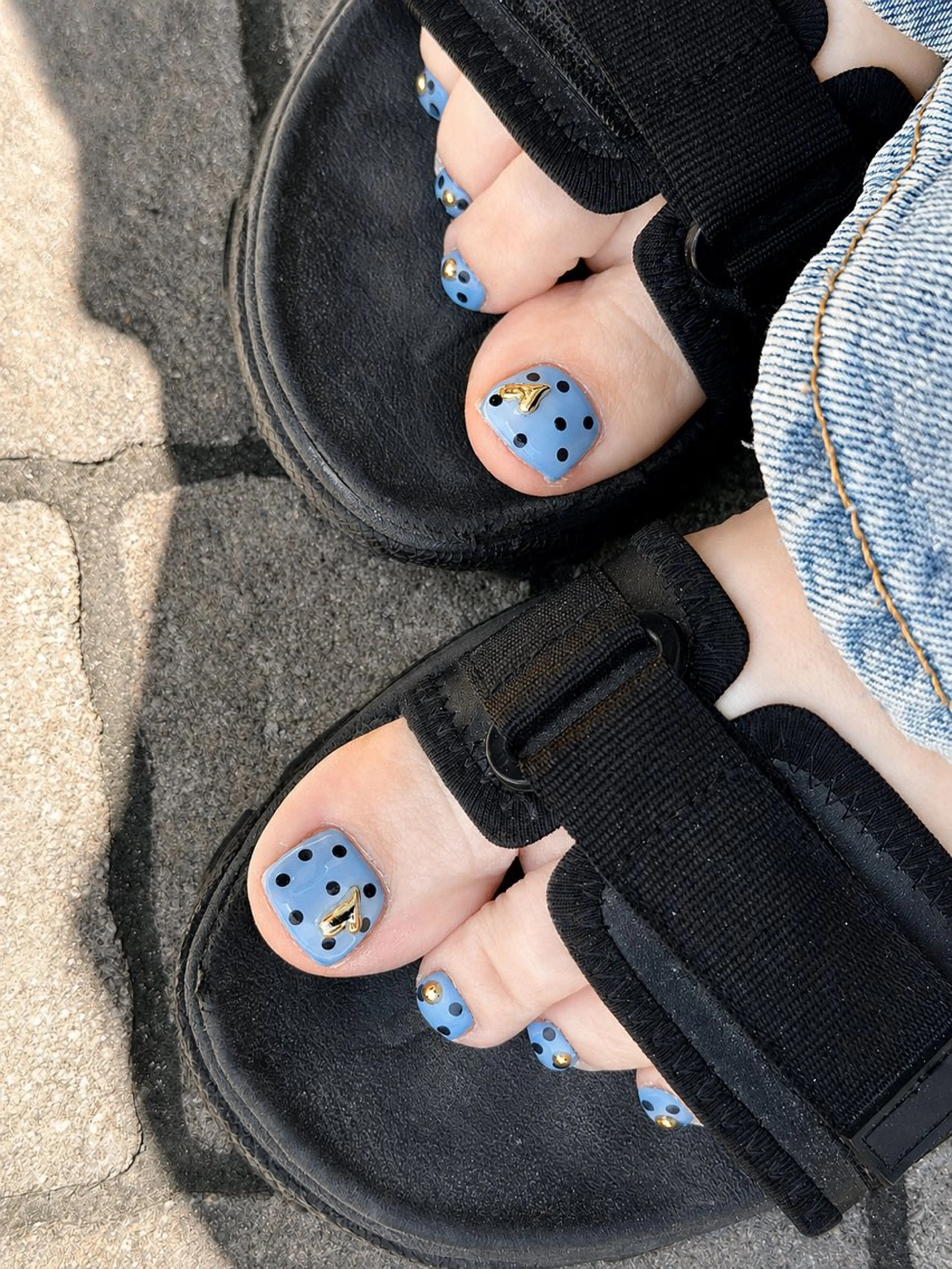 ネイル ブルー ドット フットネイル ハート 夏ネイル nailist yuiのネイルデザイン