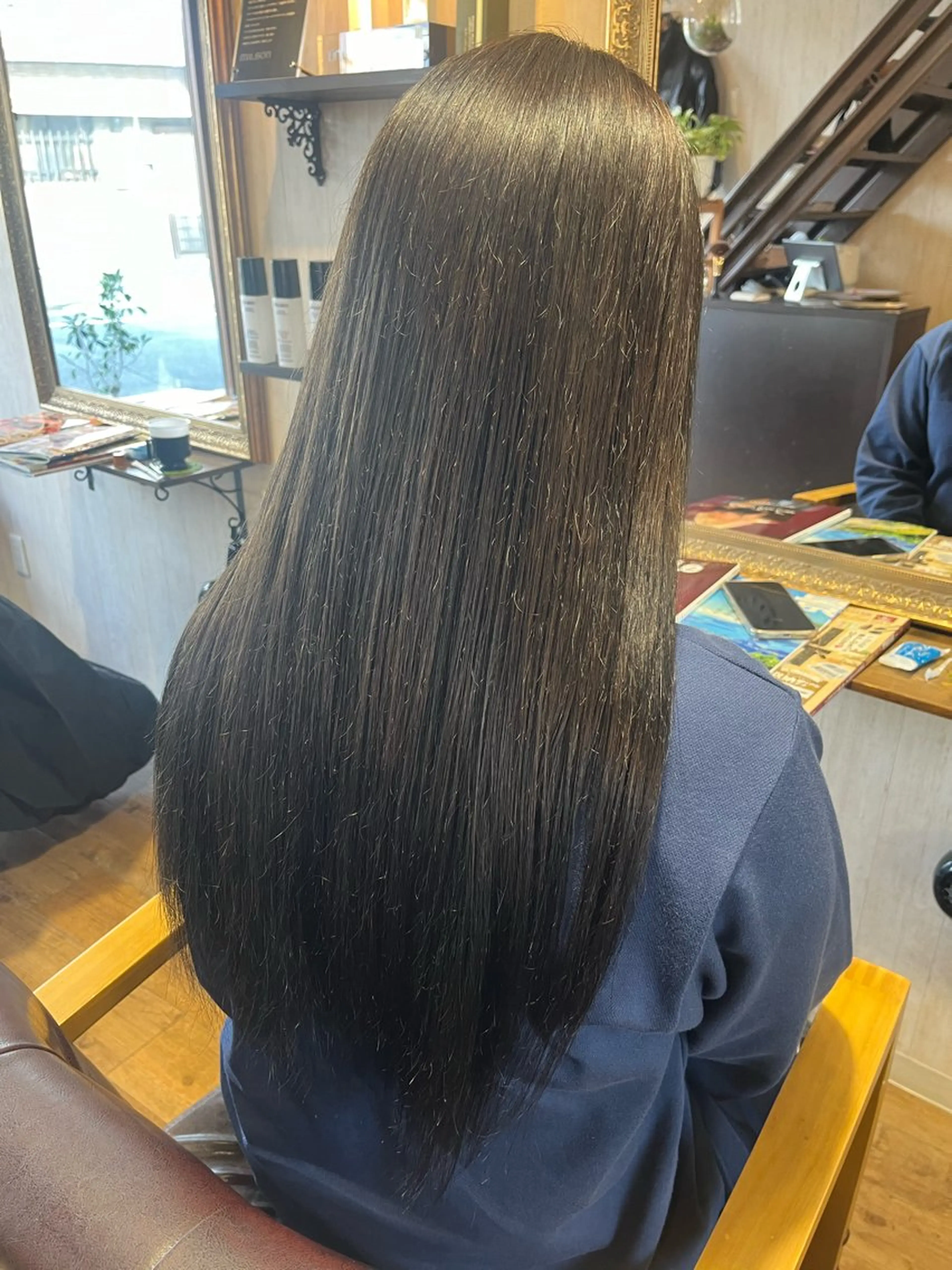 ロング ヘアカラー トリートメント . Lｉｅのヘアスタイル