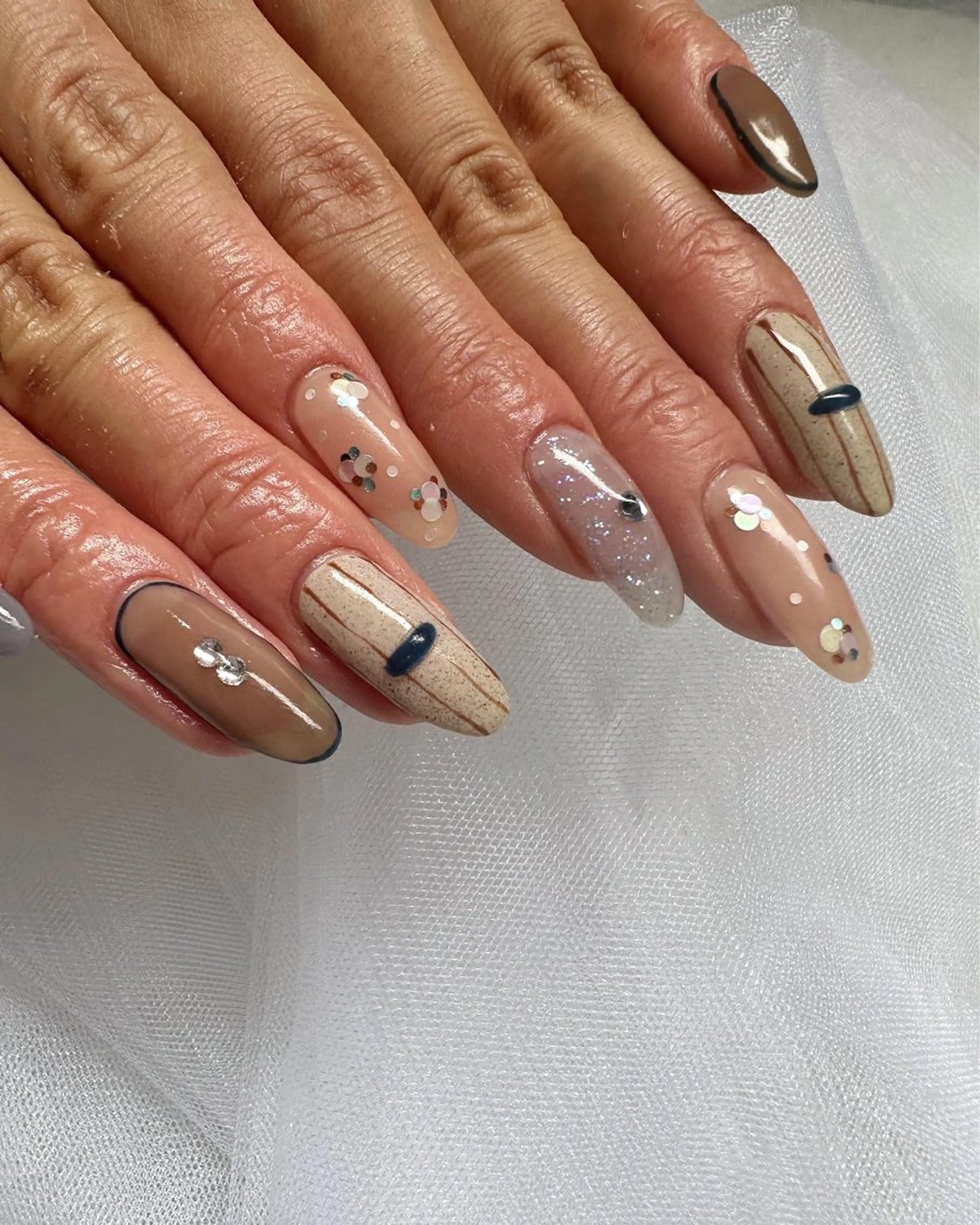 ネイル ブラウン クリアネイル ジェルネイル ホログラムネイル 氷ネイル・うるうるネイル 🪞KAPE NAIL 🪞のネイルデザイン