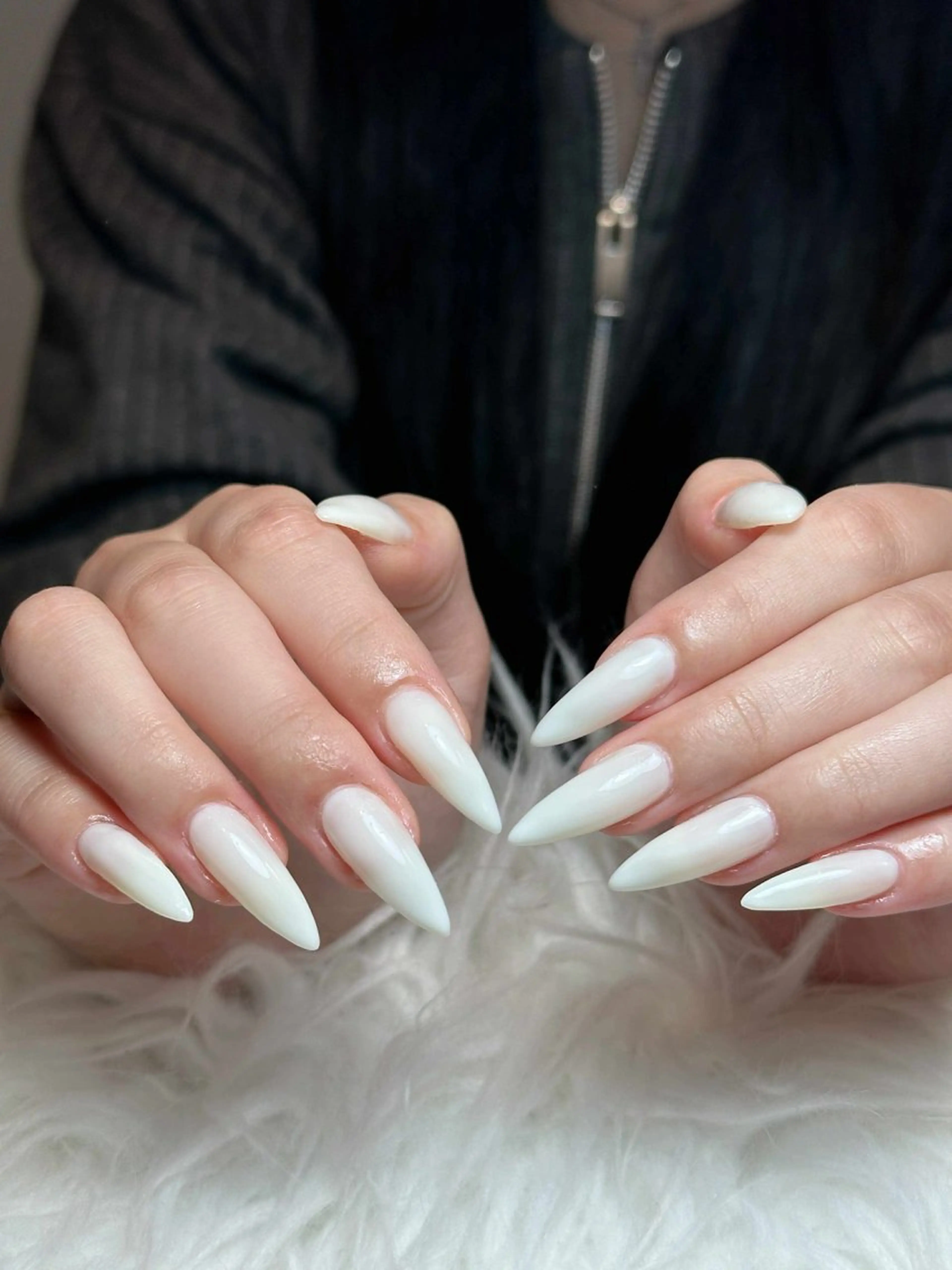 ネイル オーロラネイル ボルドー ブラウン 氷ネイル・うるうるネイル キラキラネイル ハンドネイル Julli NailStudioのネイルデザイン