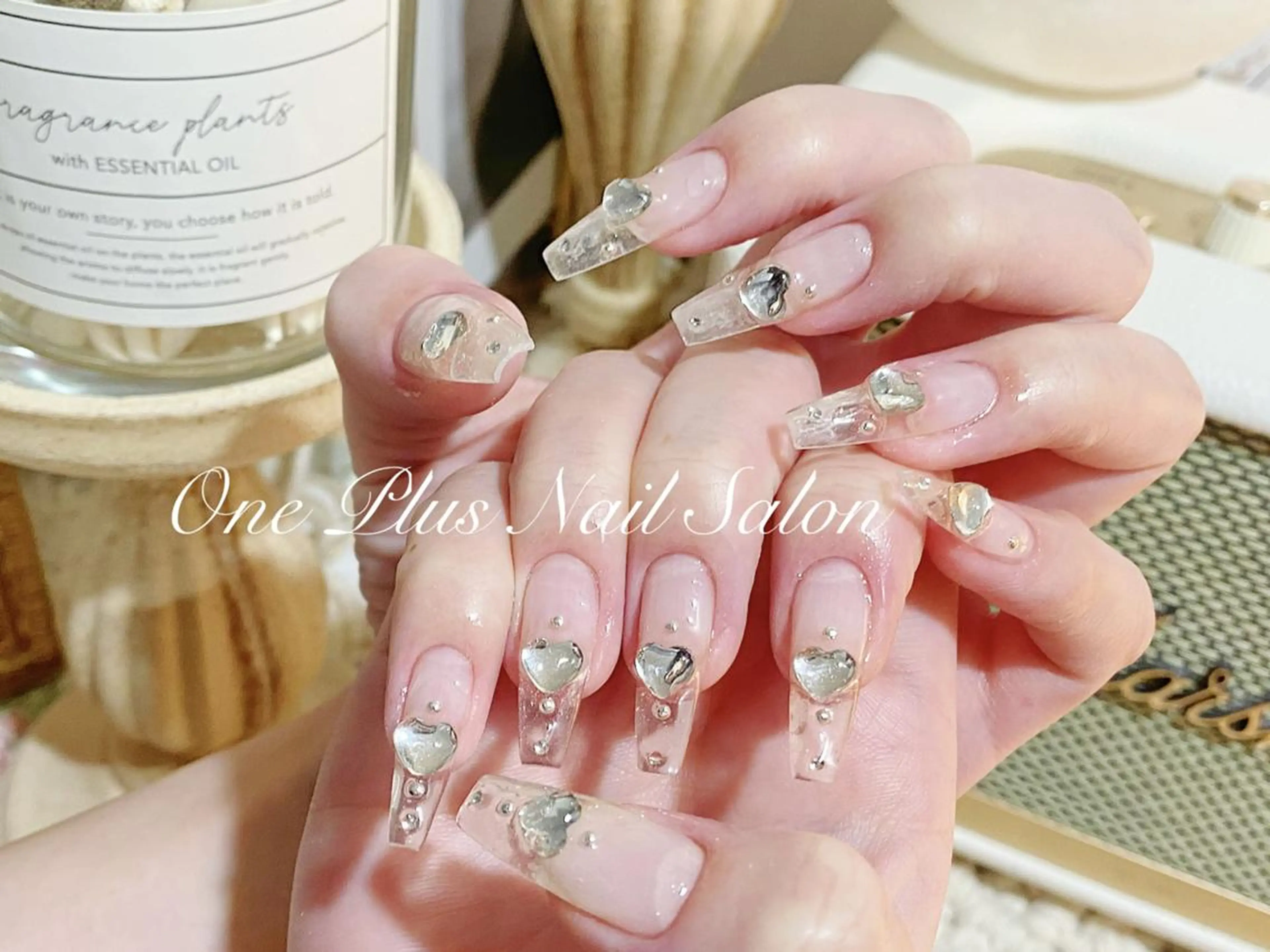 ネイル One Plus Nail Salonのネイルデザイン