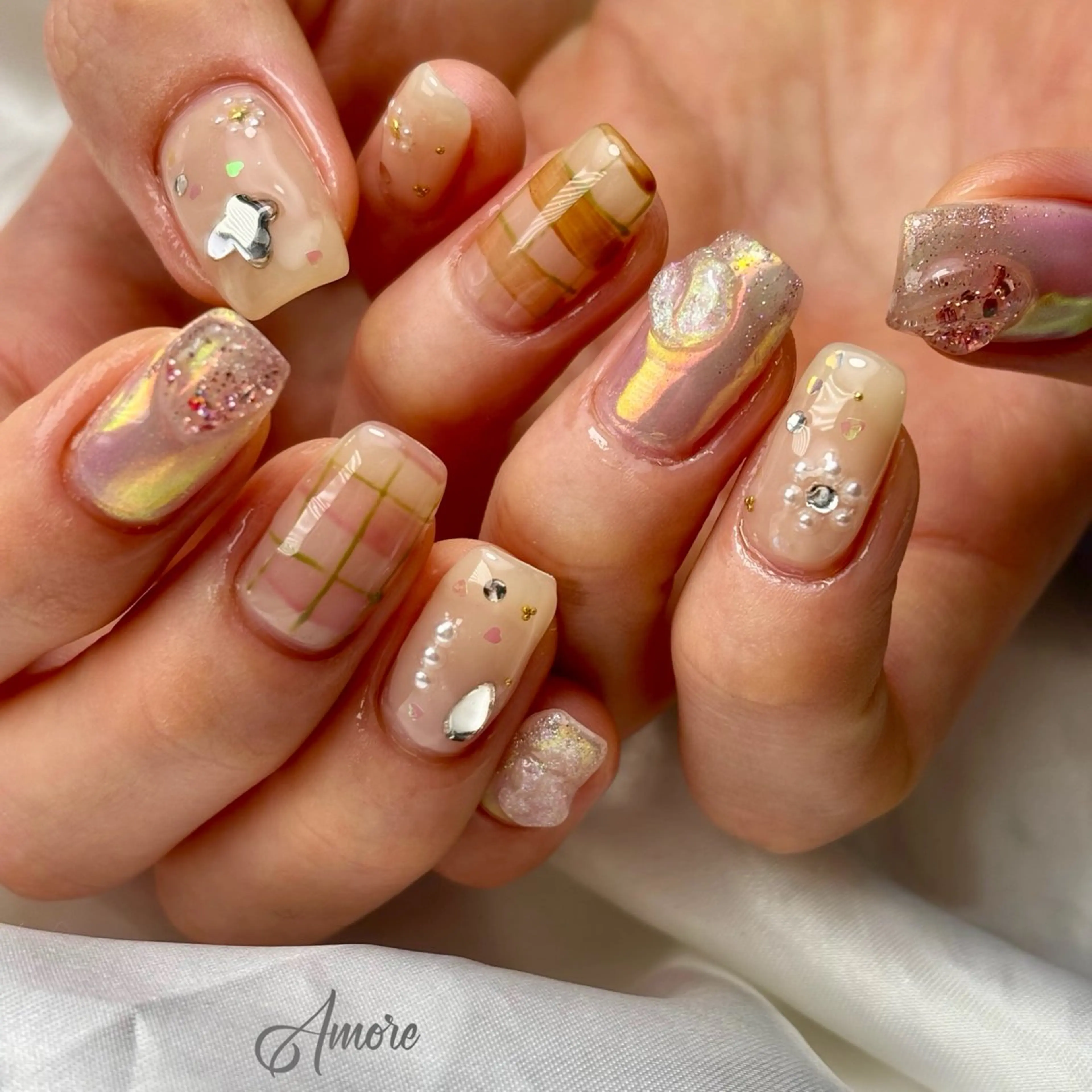 ネイル ジェルネイル キラキラネイル 韓国ネイル マグネットネイル パラジェル You kyehwaのネイルデザイン