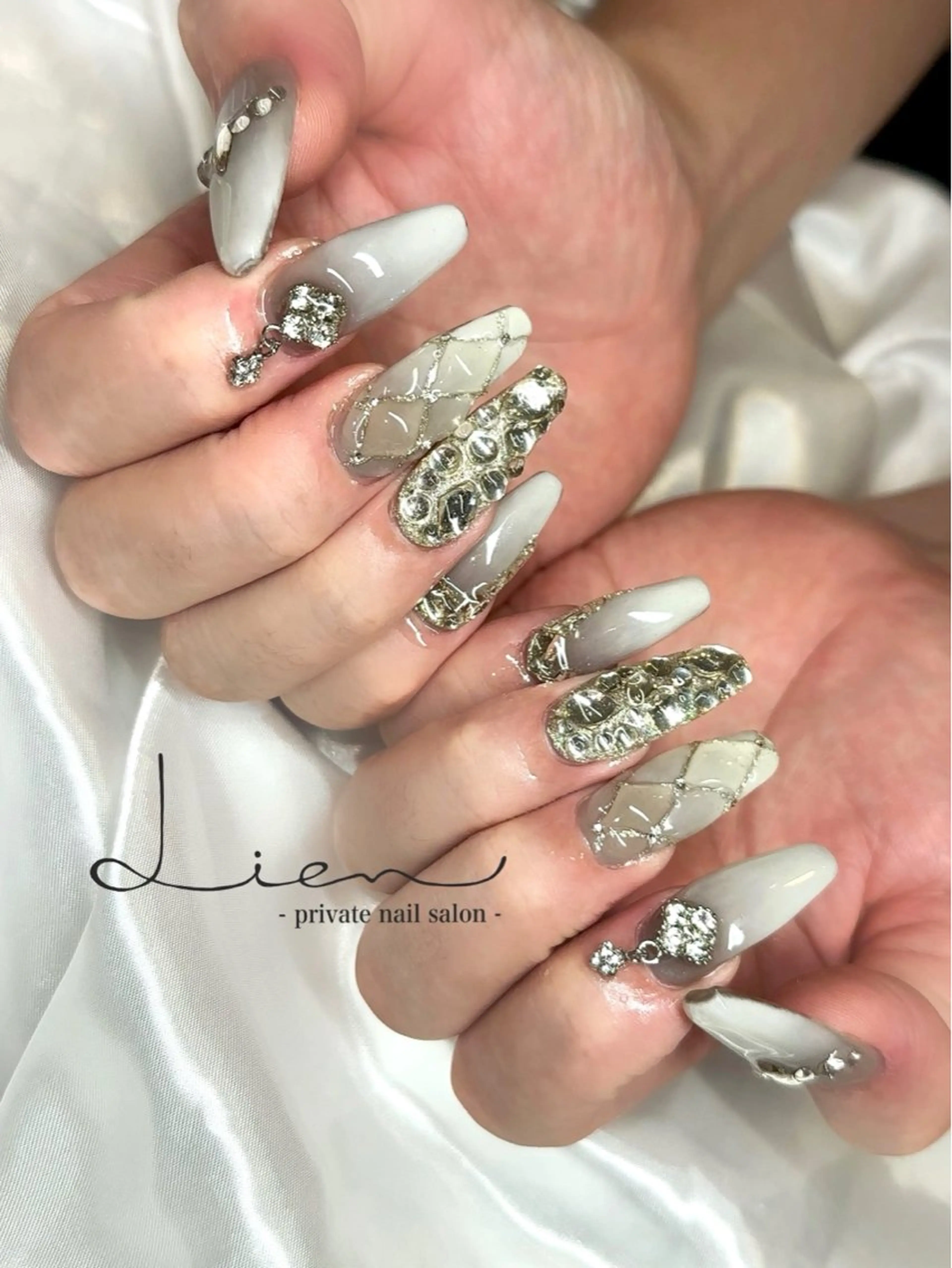 ネイル ロングネイル ネイルチップ ハンドネイル Lien 【リアン】北堀江のネイルデザイン