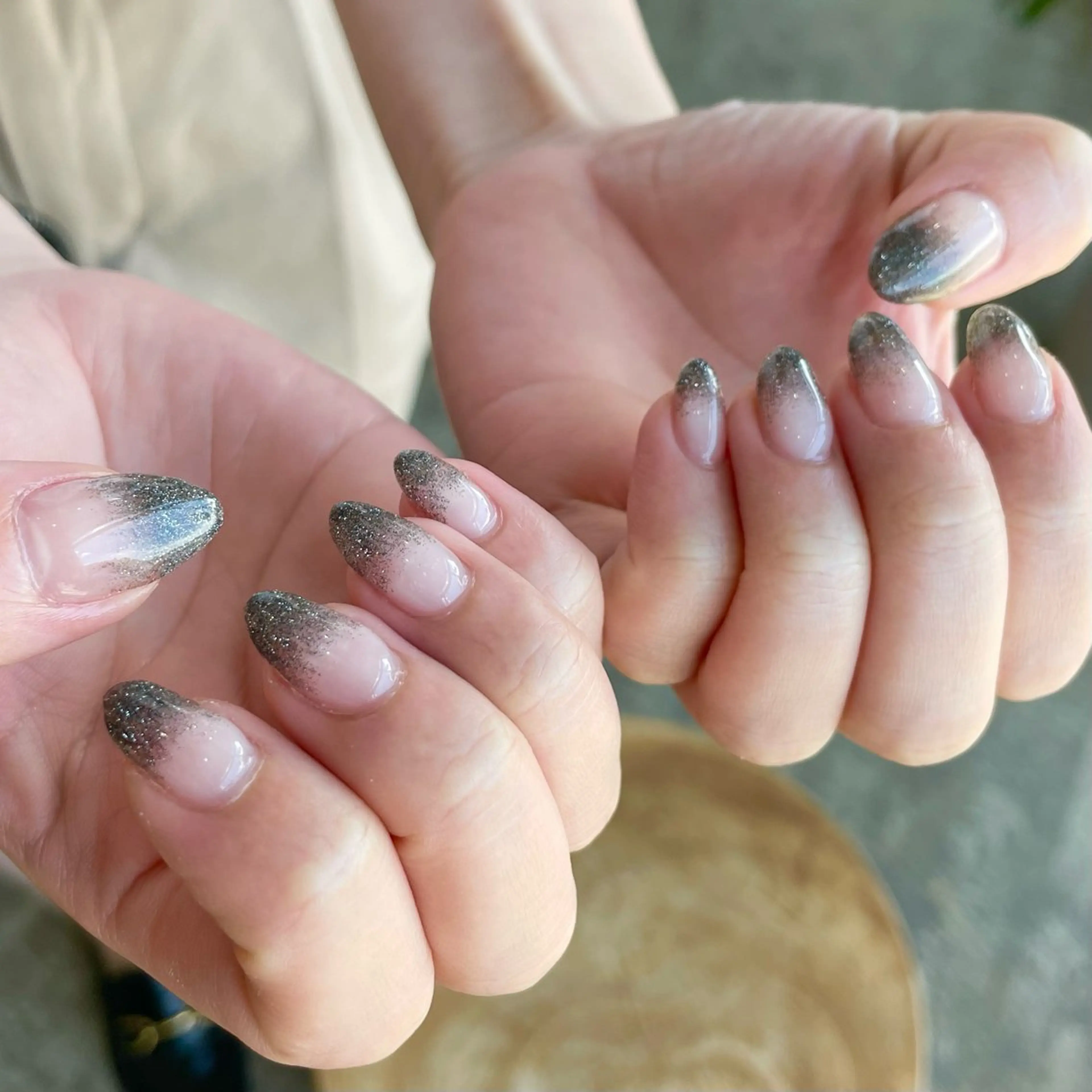 ネイル グラデーション ラメ(グリッター) ラメグラデーション Daywithout Aniting横山のネイルデザイン