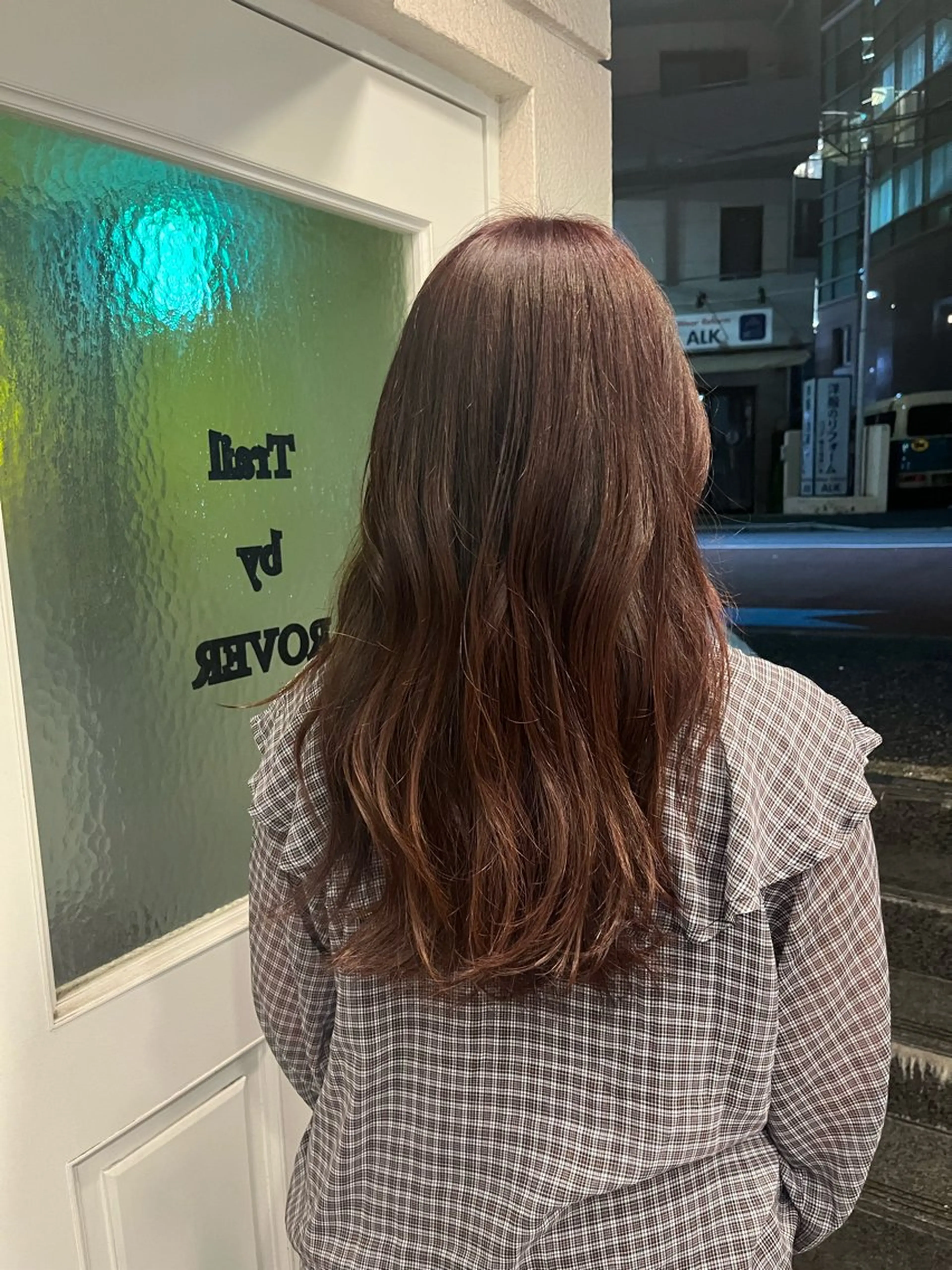 セミロング ヘアカラー まな 🎀🤍のヘアスタイル