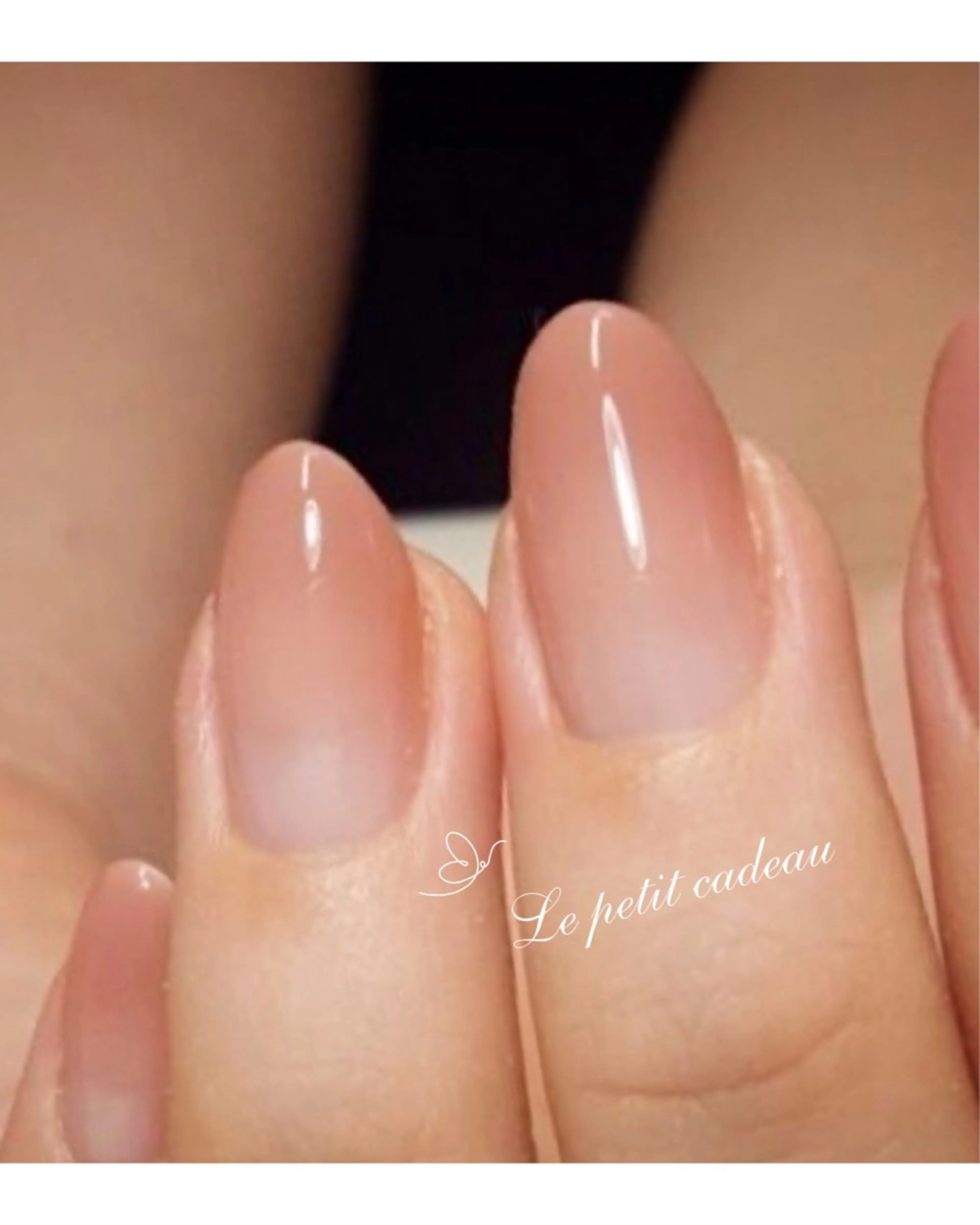 ネイル グラデーション オフィスネイル ハンドネイル 栗山 カンナのネイルデザイン