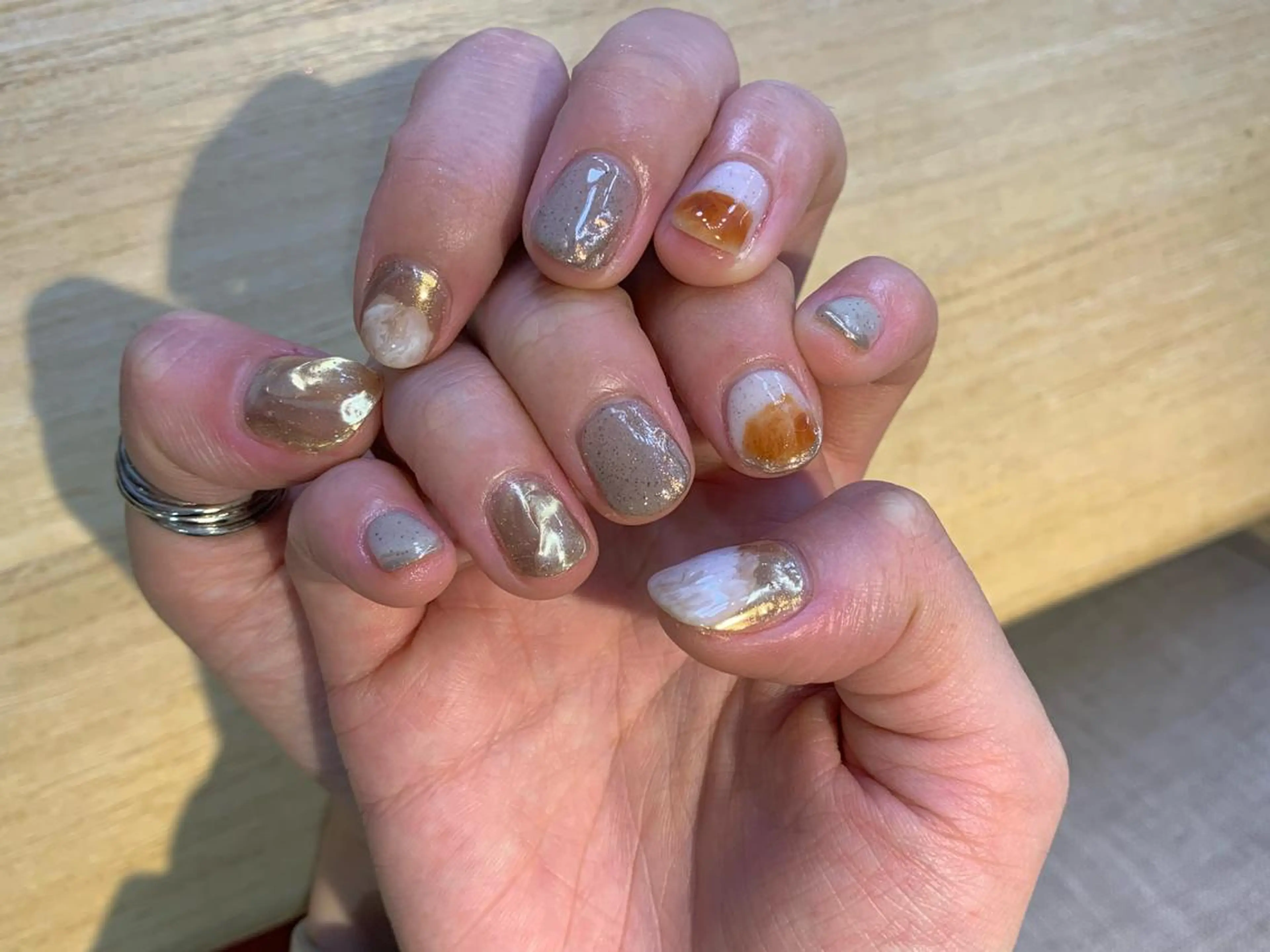 ネイル ニュアンスネイル マキノ ユイのネイルデザイン