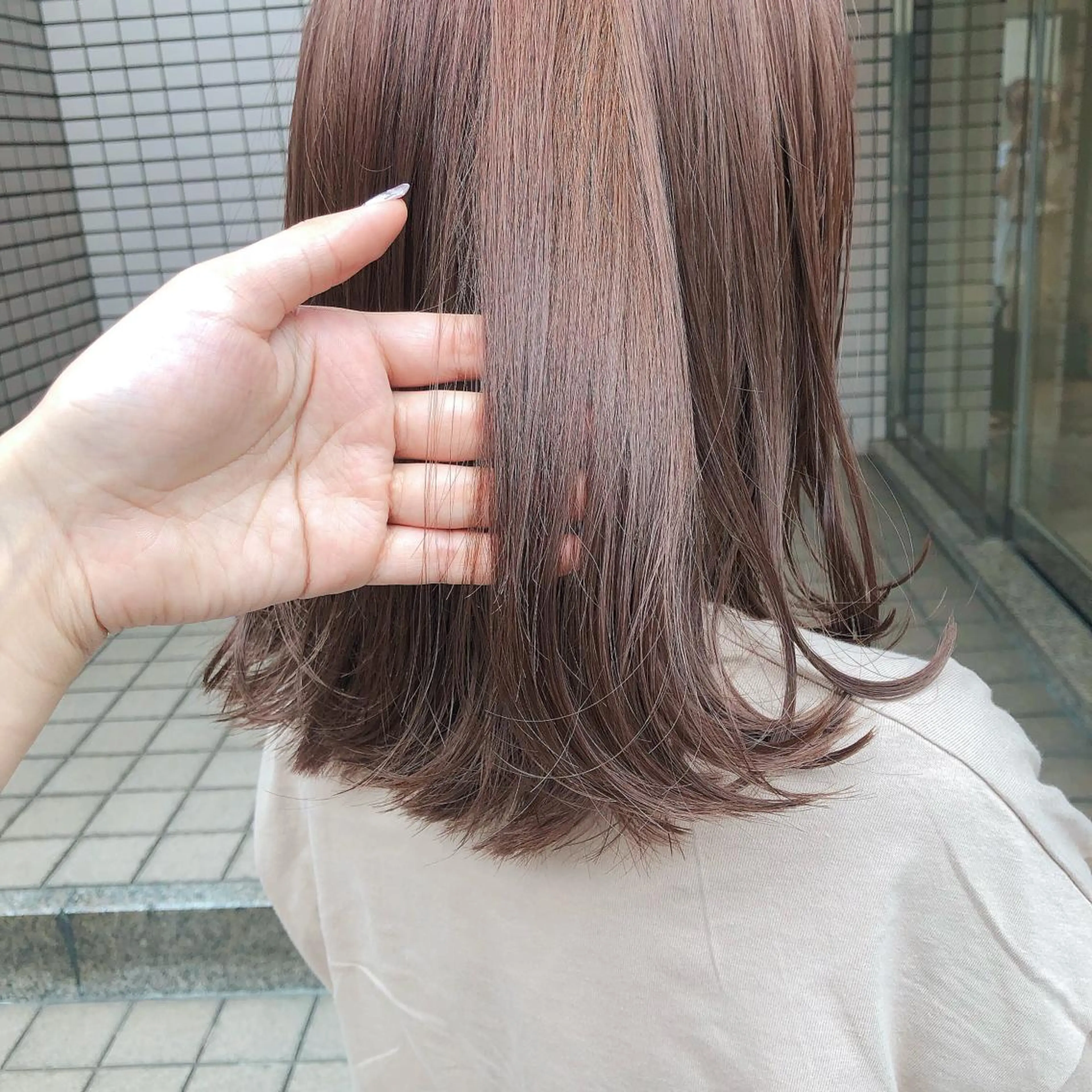 ミディアム カラー パーマ ヘアアレンジ メンズ ネイル マツエク・マツパ ベージュカラー 天神レイヤーカット No.1💖マユカのヘアスタイル