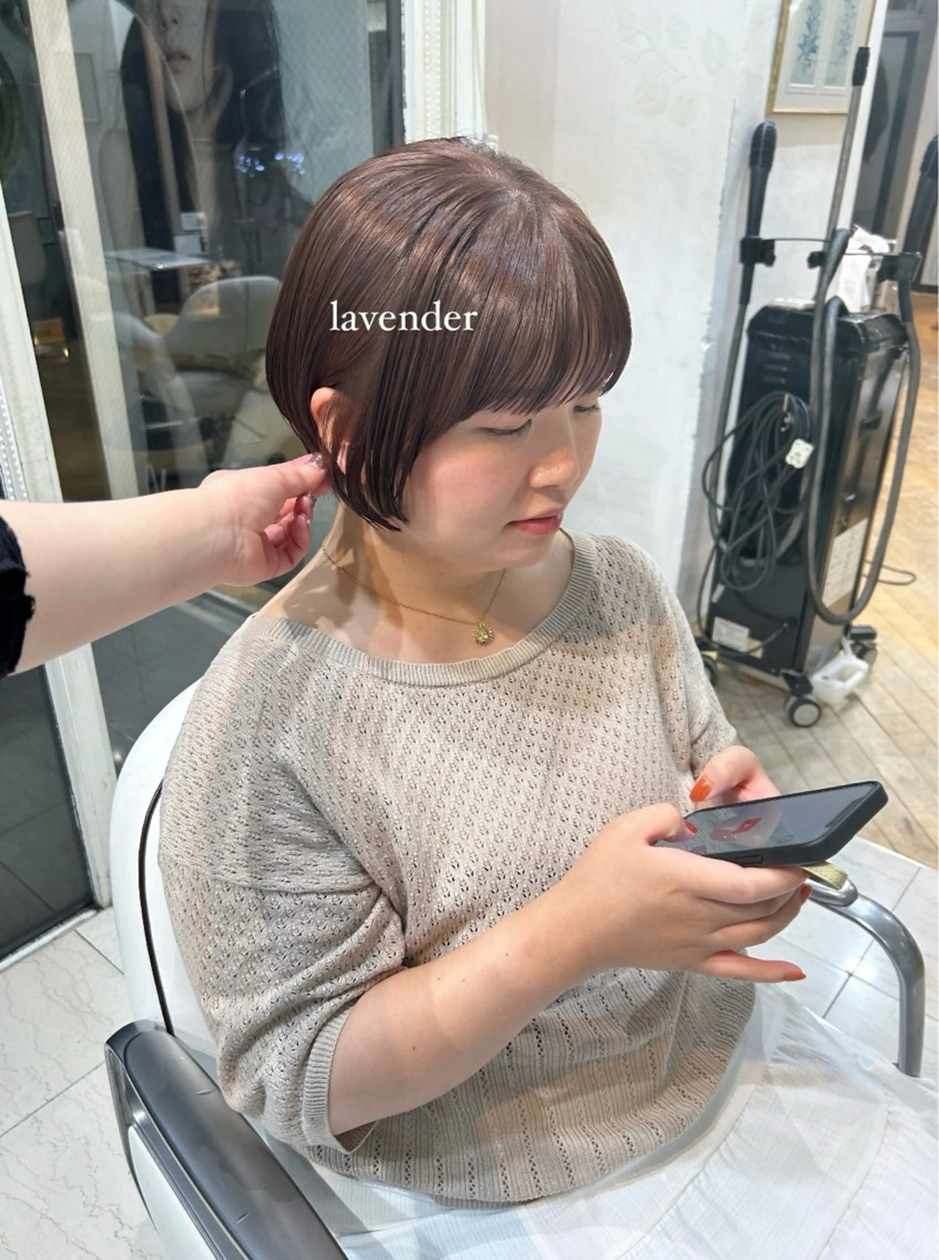 ショート カラー ベージュカラー ヘアカラー ありむらもえ/ 透明感カラーのヘアスタイル