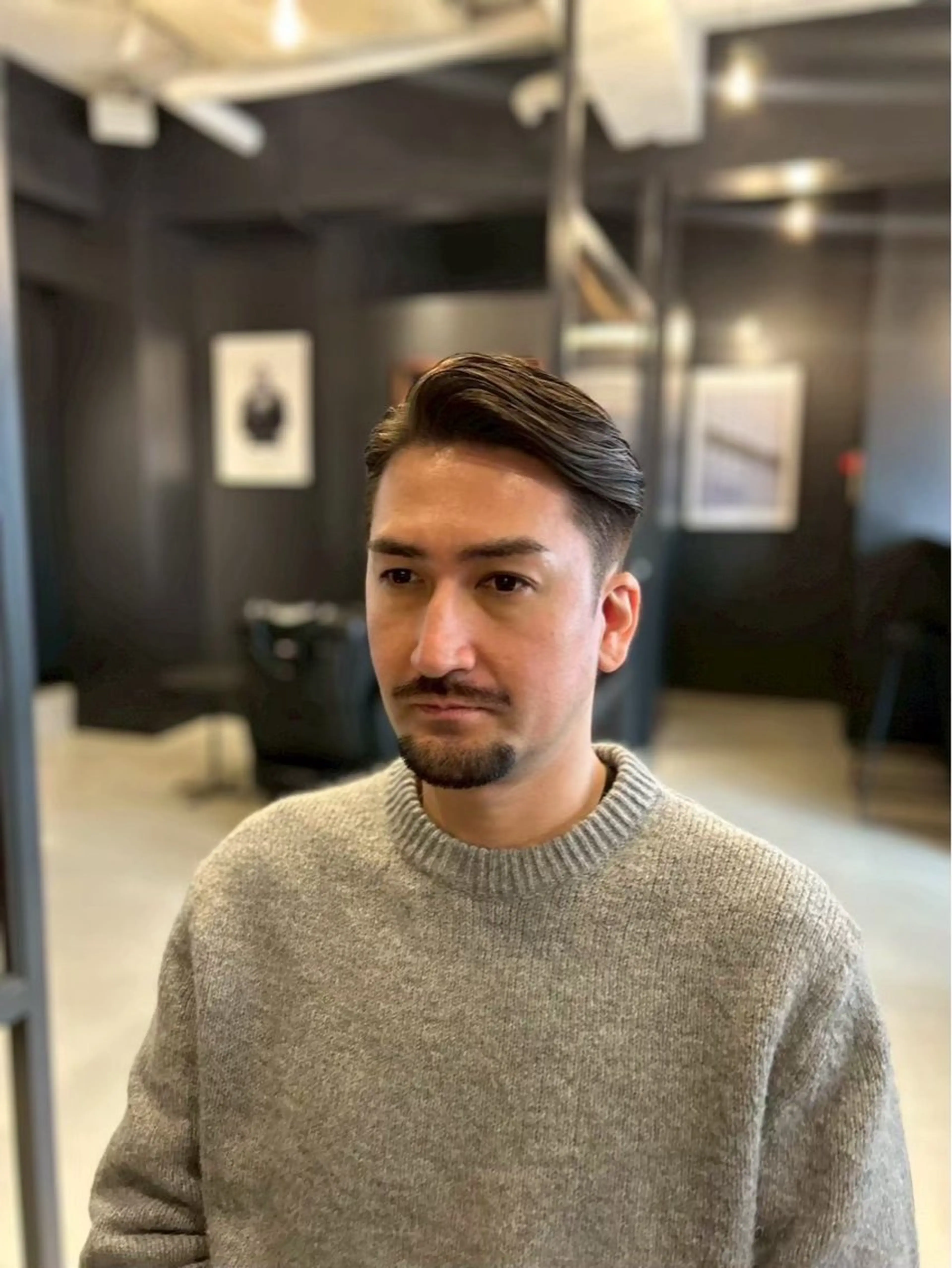ショート メンズ ビジネス 七三 サカイ ソウタのヘアスタイル