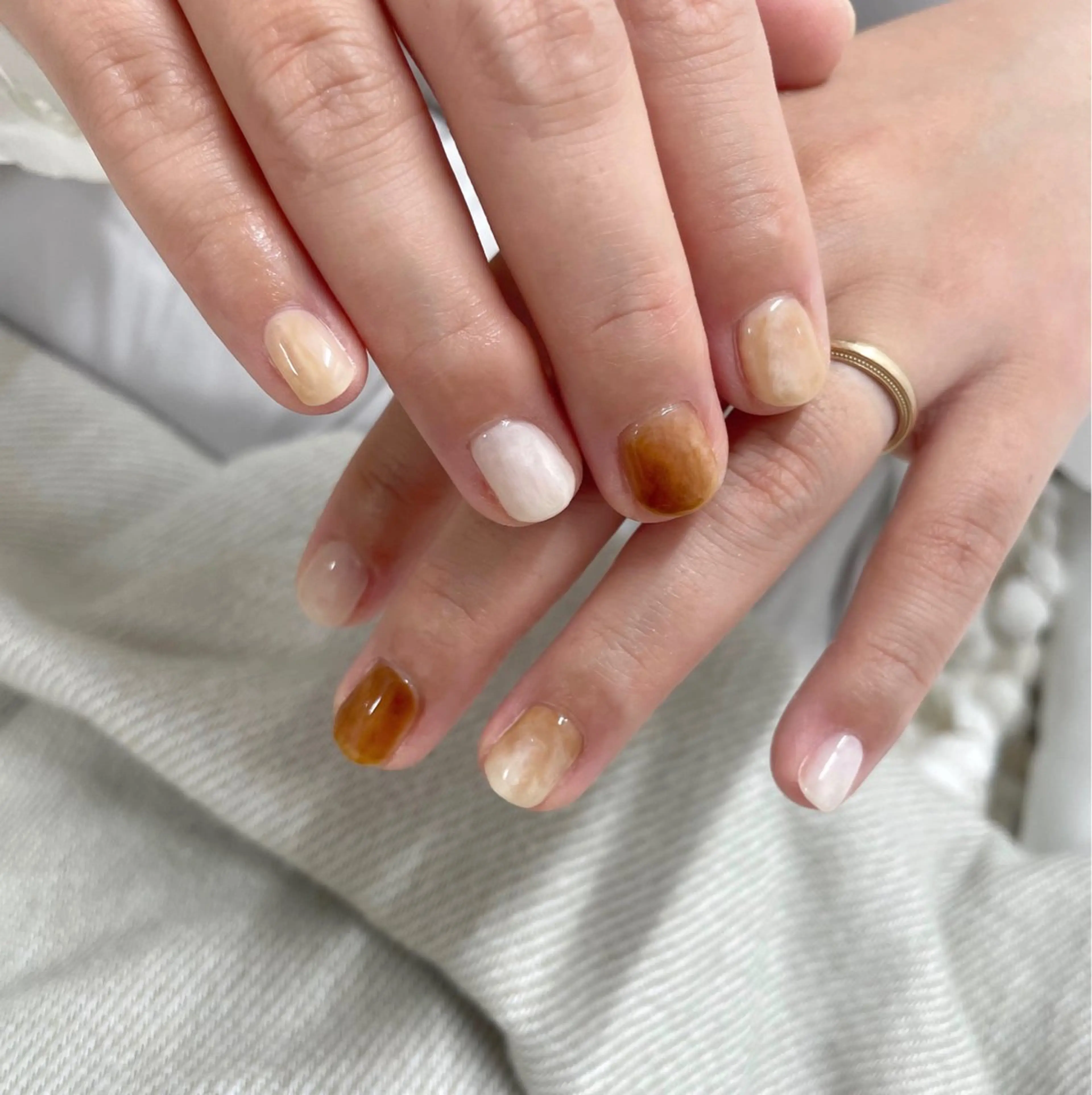 ネイル ハンドネイル nuás ニュアーズ  miaのネイルデザイン