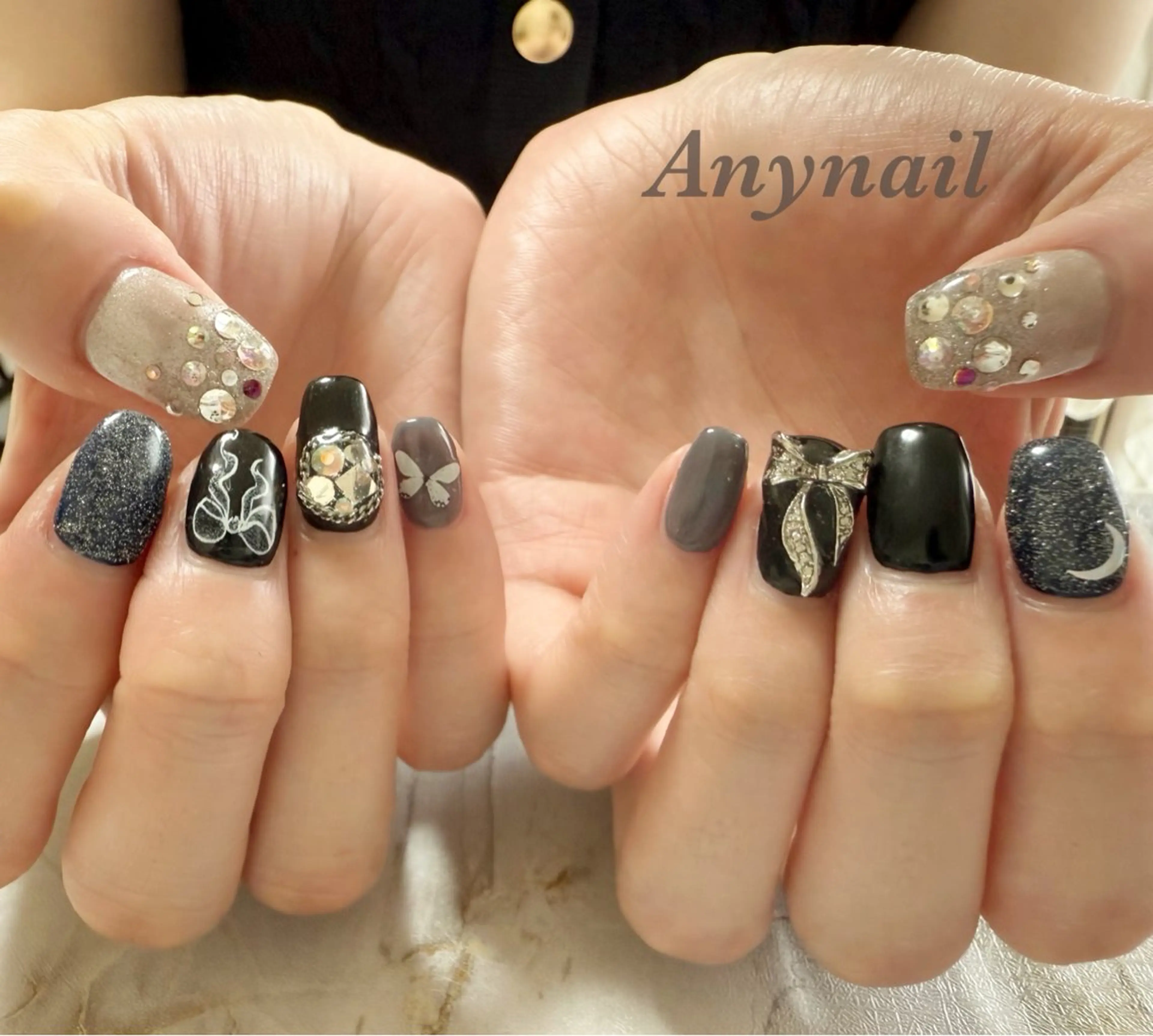 ネイル ブルー 持ち込み ネイビー リボン 岩澤 恵子のネイルデザイン