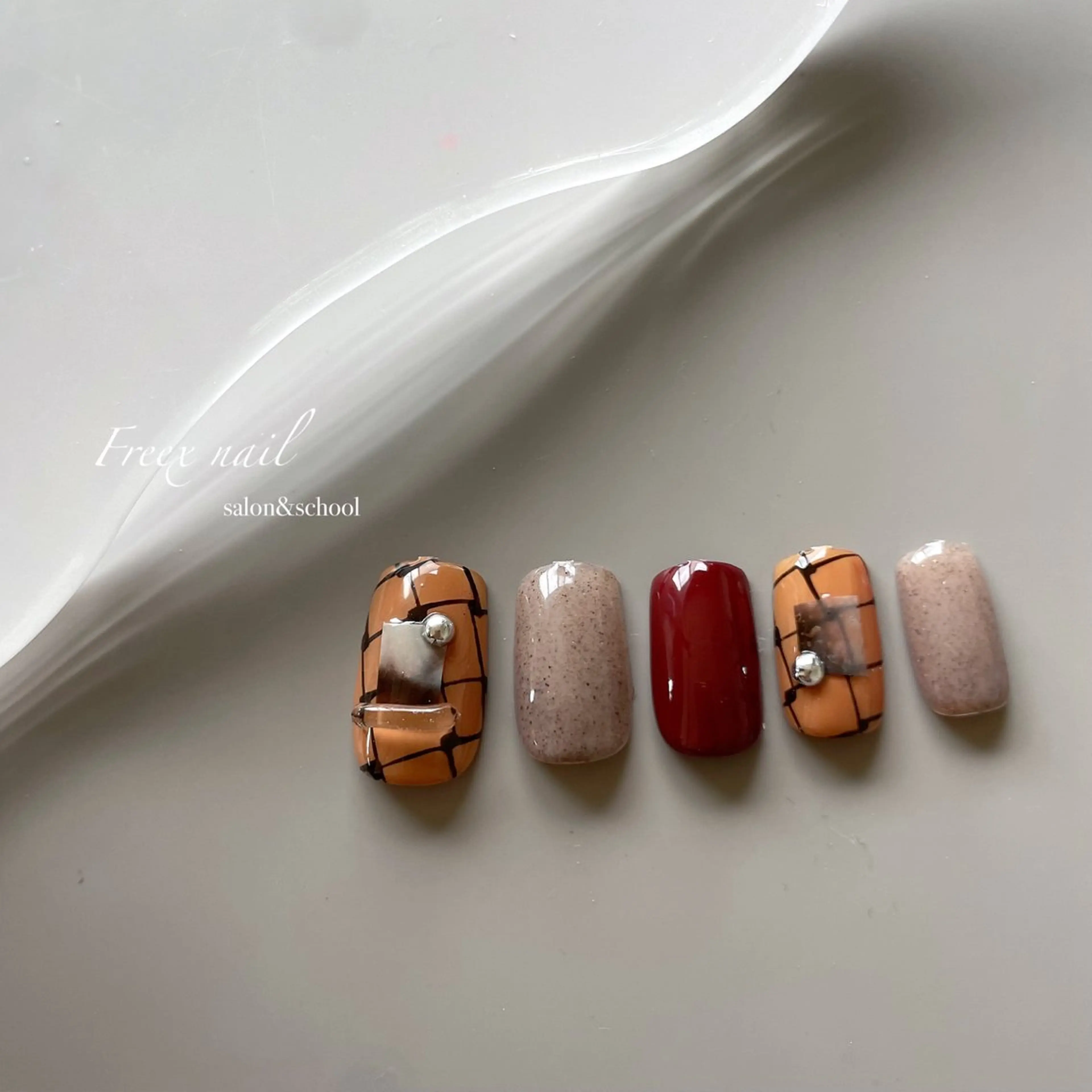 ネイル ハンドネイル ハンドケア freex nail /ニュアンス/個性派のネイルデザイン