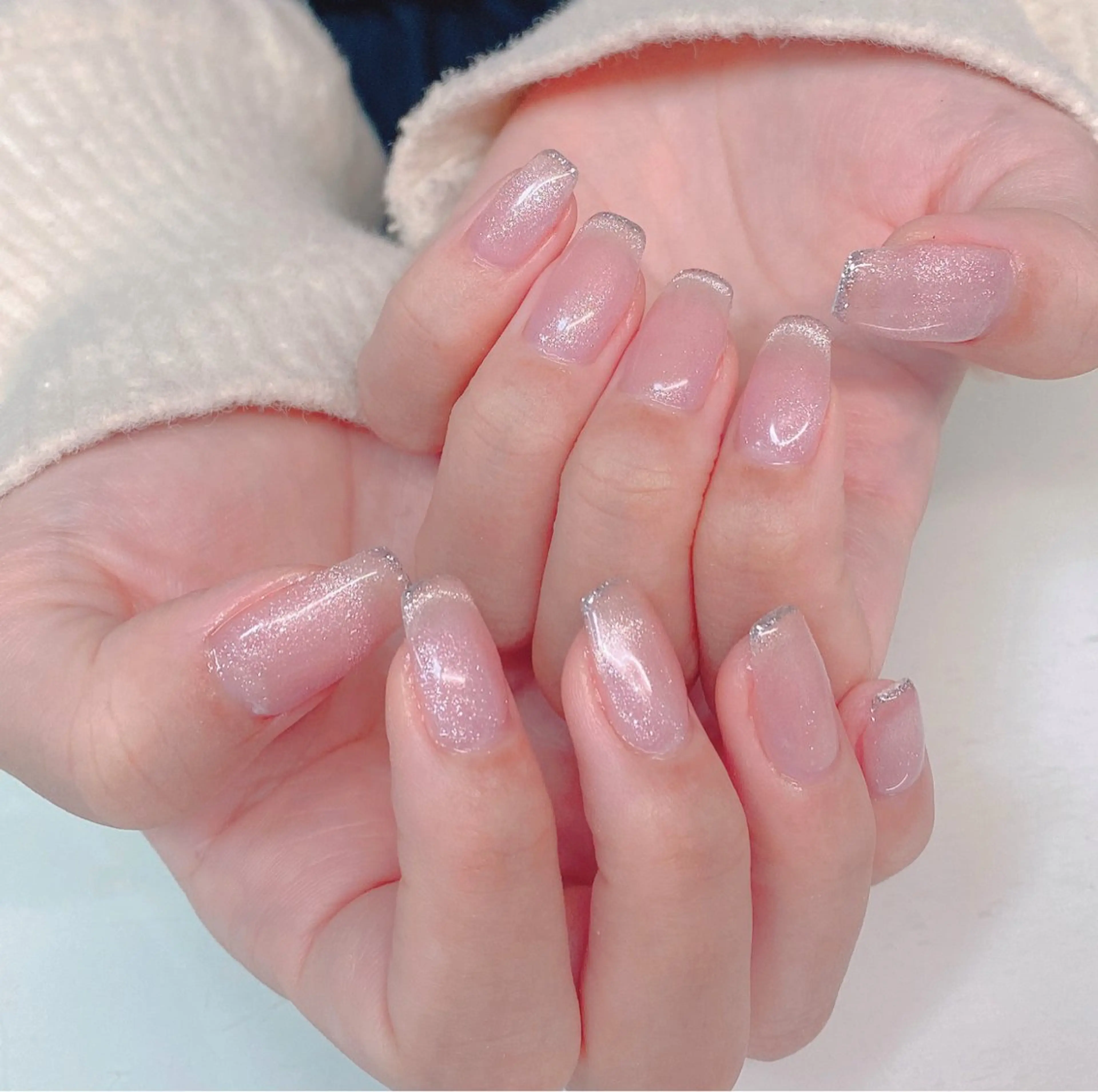 ネイル フレンチネイル マグネットネイル マグネットフレンチ Tini ANA.CHUOのネイルデザイン