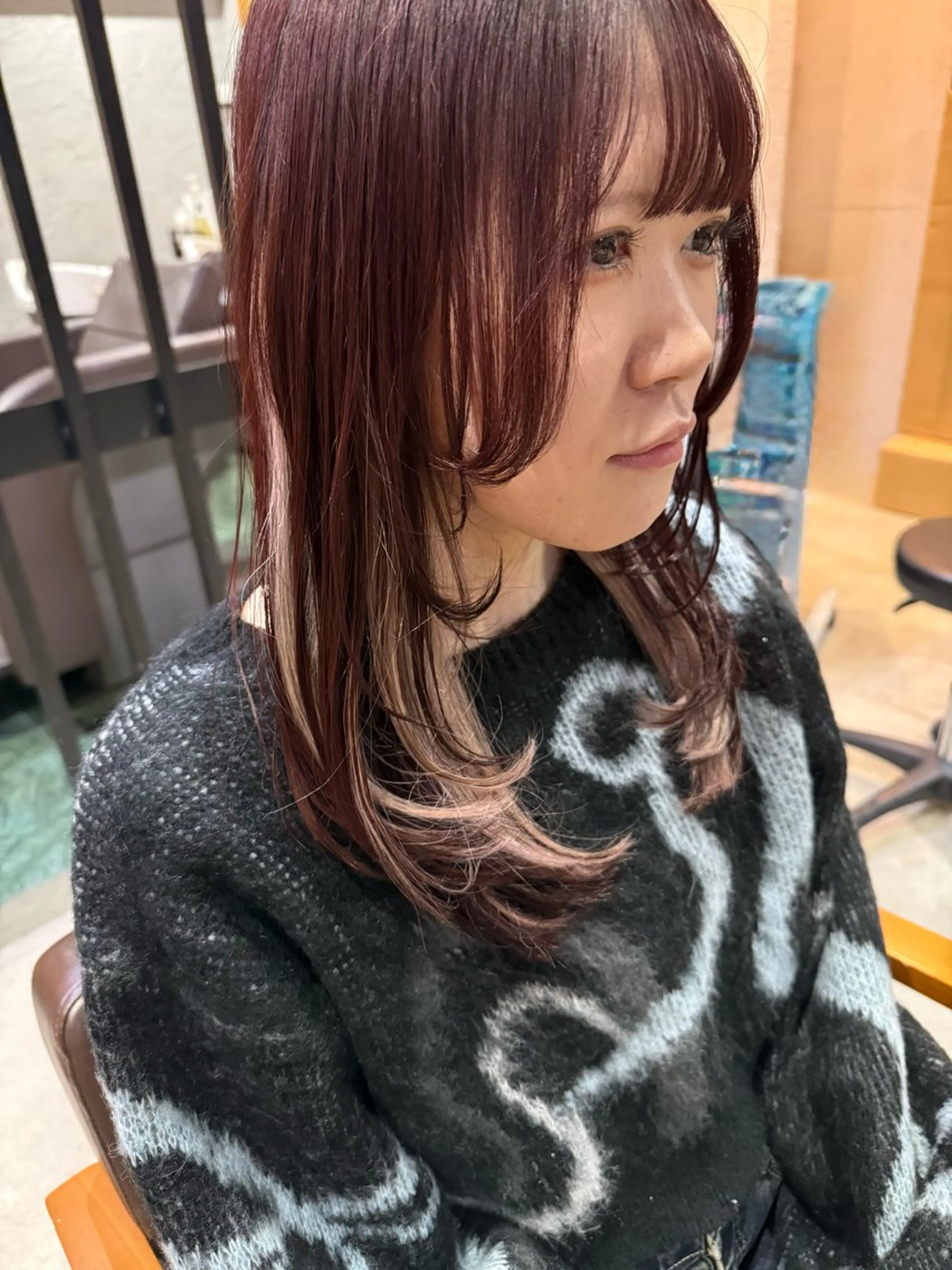 ロング カラー ベージュカラー ブリーチ ピンクカラー ピンクベージュ ヘアカラー ブリーチ特化 コンテスト優勝サロンのヘアスタイル