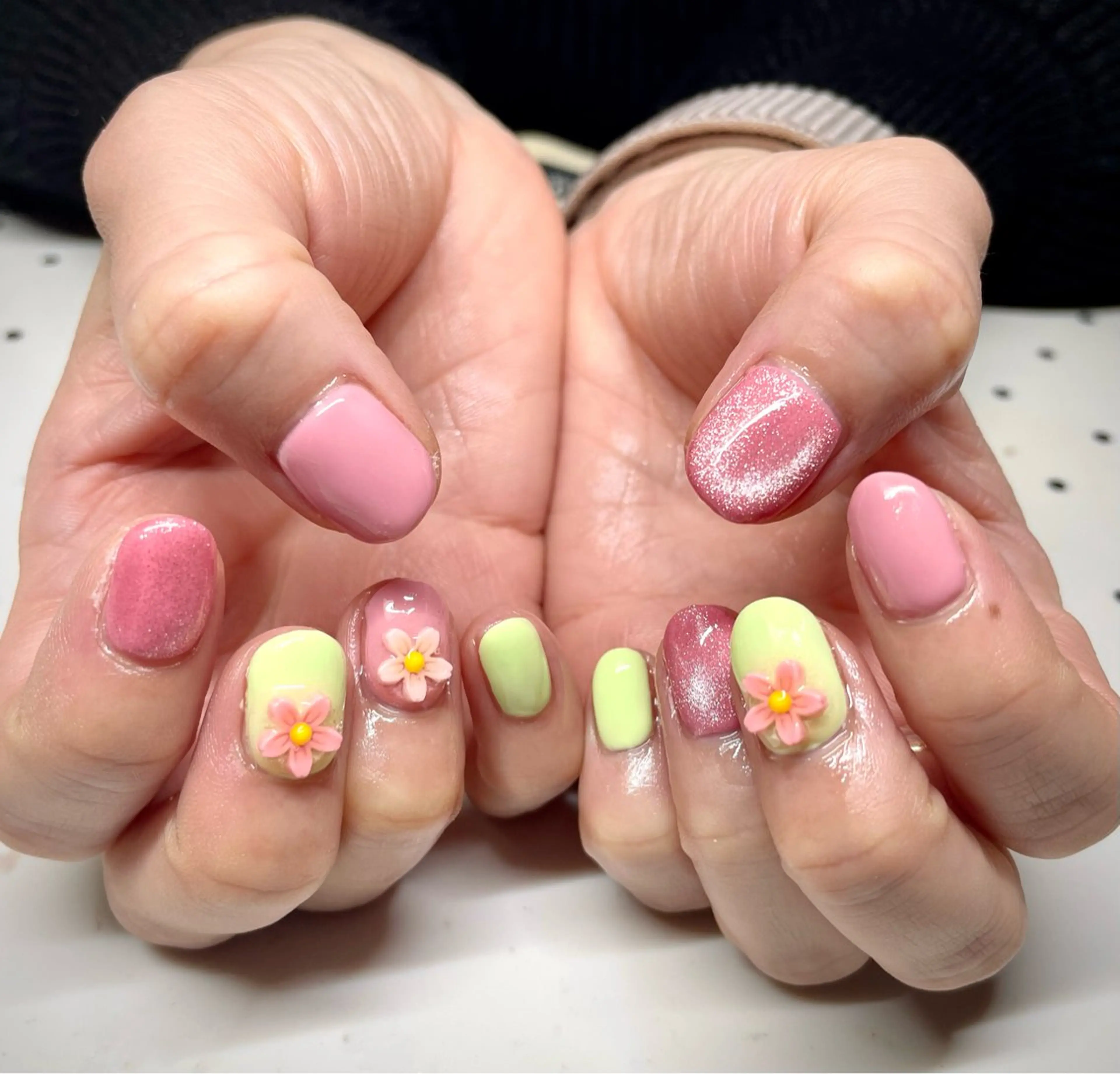 ネイル 持ち込み ハンドネイル nailist cocoのネイルデザイン