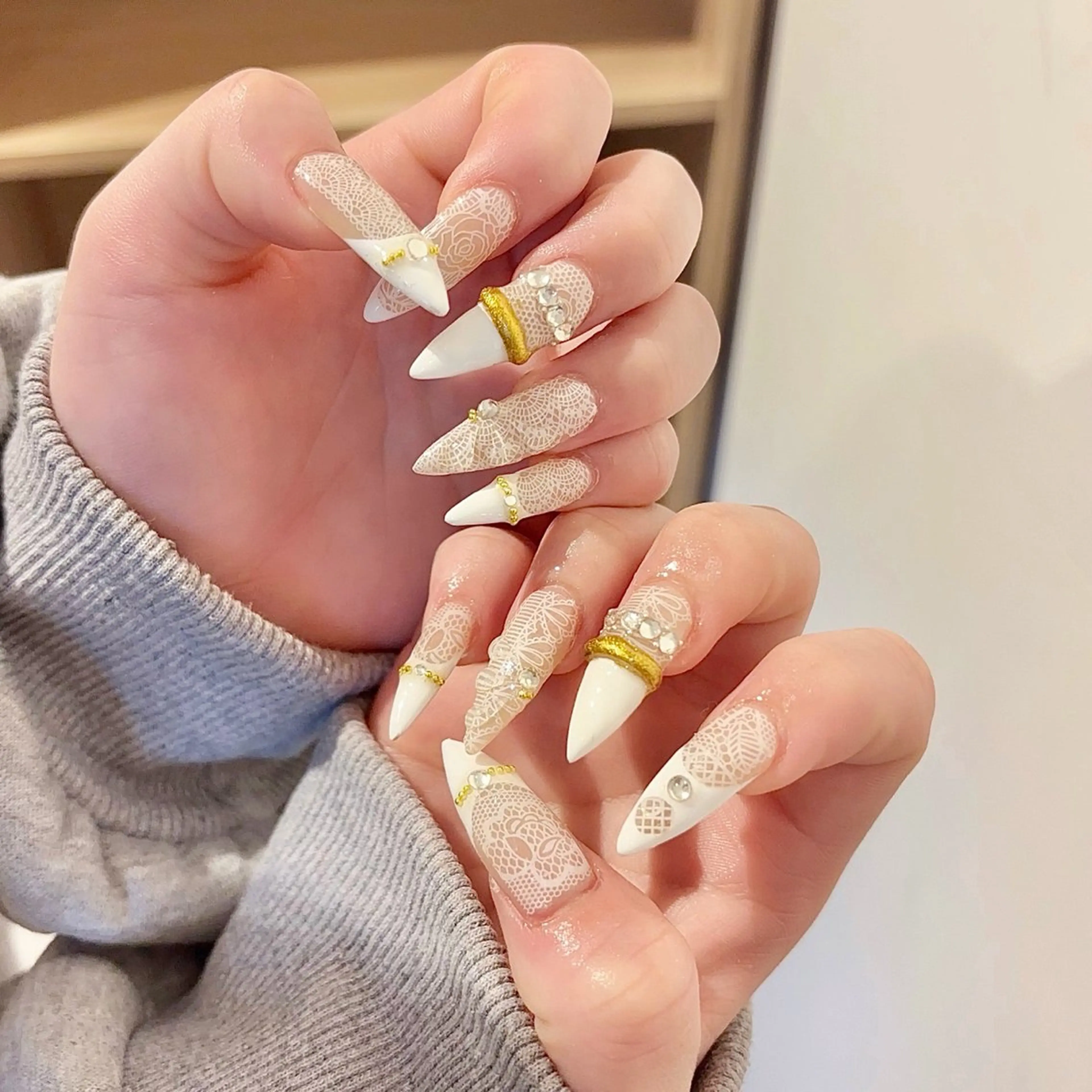 ネイル 🎀kira 長さだし💗モチ最高のネイルデザイン