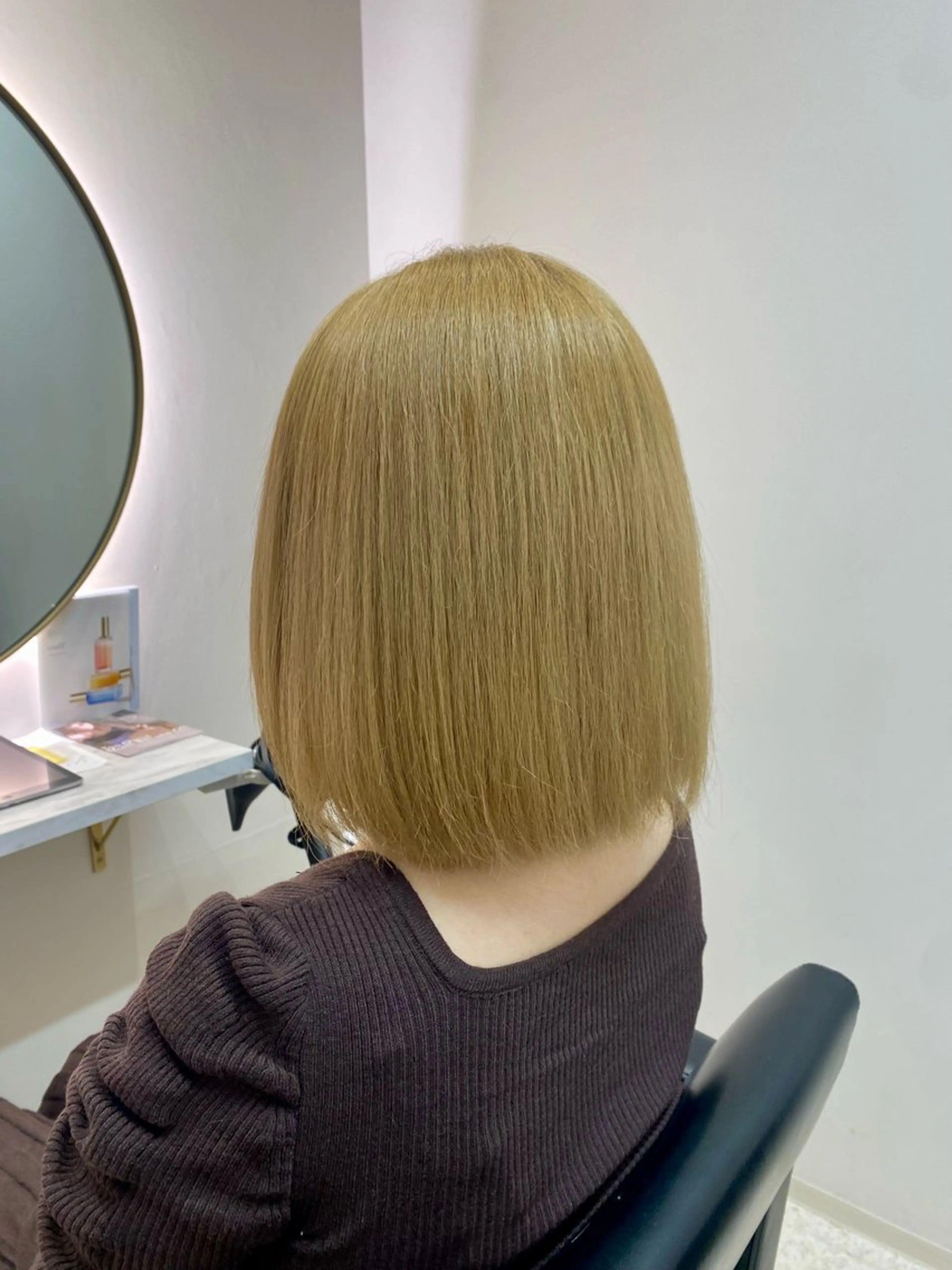 ショート カラー カット ヘアカラー トリートメント 韓国🇰🇷艶髪 ケアカラーSHURIのヘアスタイル
