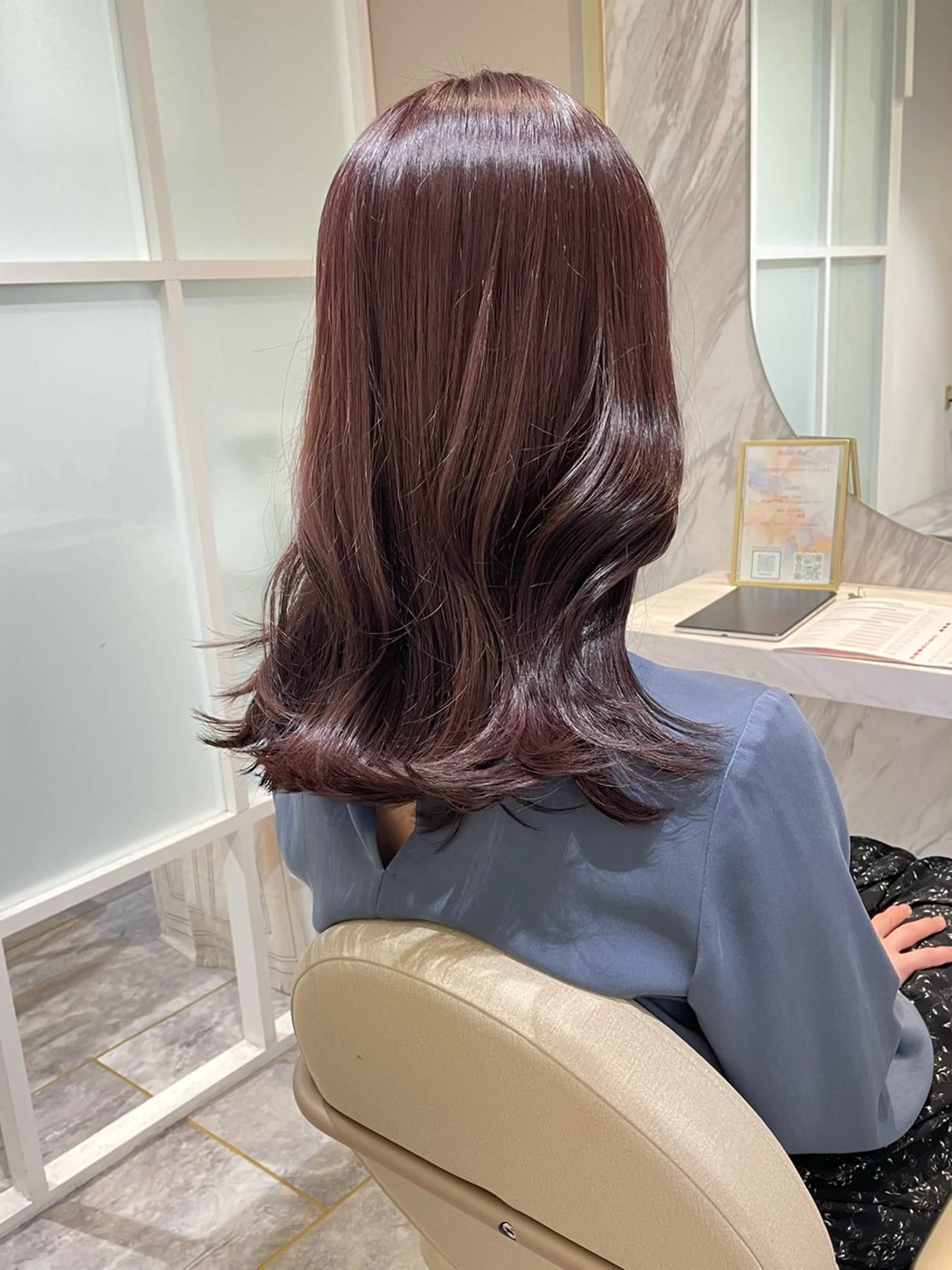 ミディアム カラー ブラウンカラー ピンクカラー バイオレットカラー バイオレットブラウン ヘアカラー トリートメント 🌷tocca Mai🌷のヘアスタイル