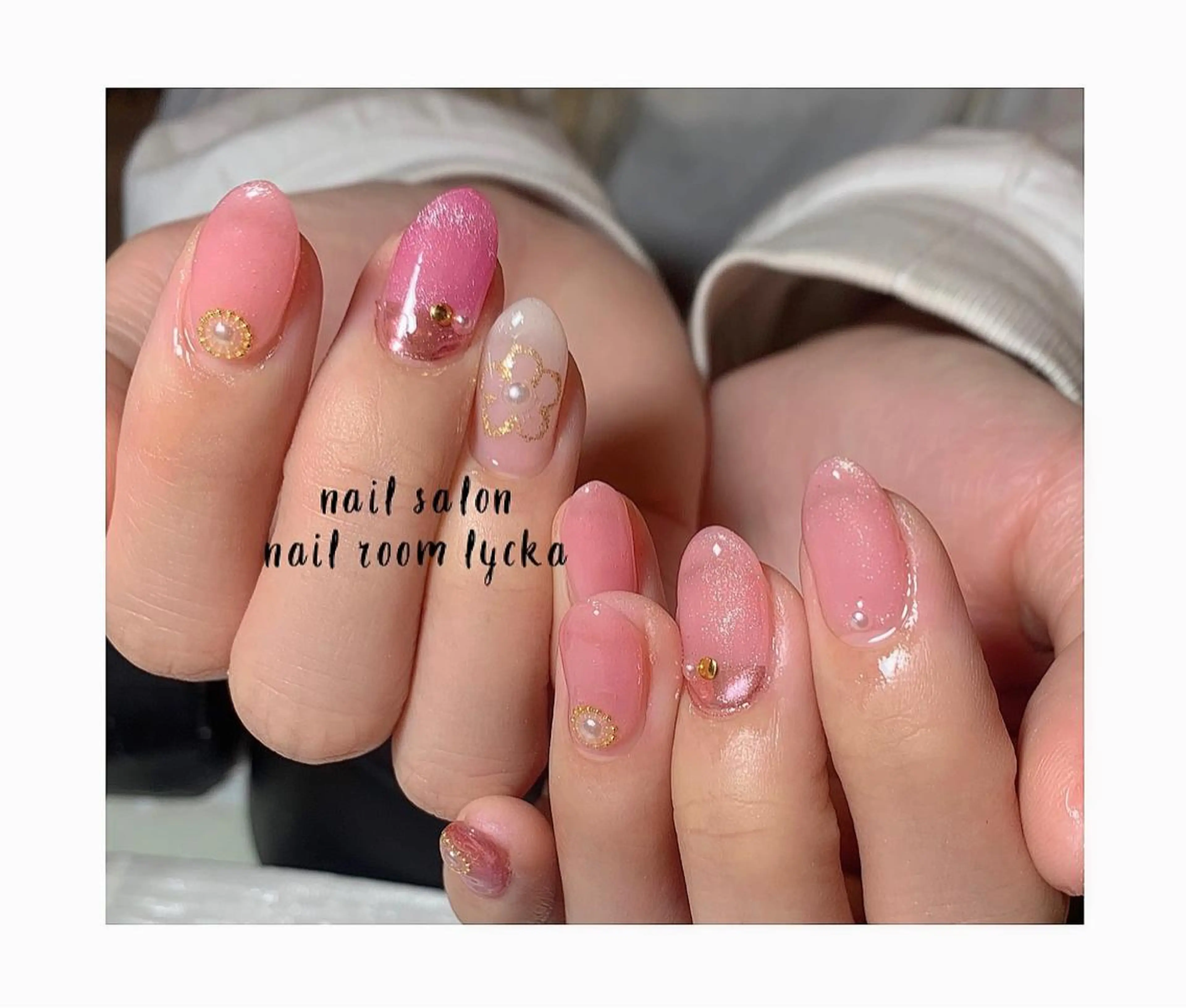 ネイル ジェルネイル パラジェル 冬ネイル ﾈｲﾙﾙｰﾑﾘｯｶ 𝐦𝐚𝐲𝐮のネイルデザイン