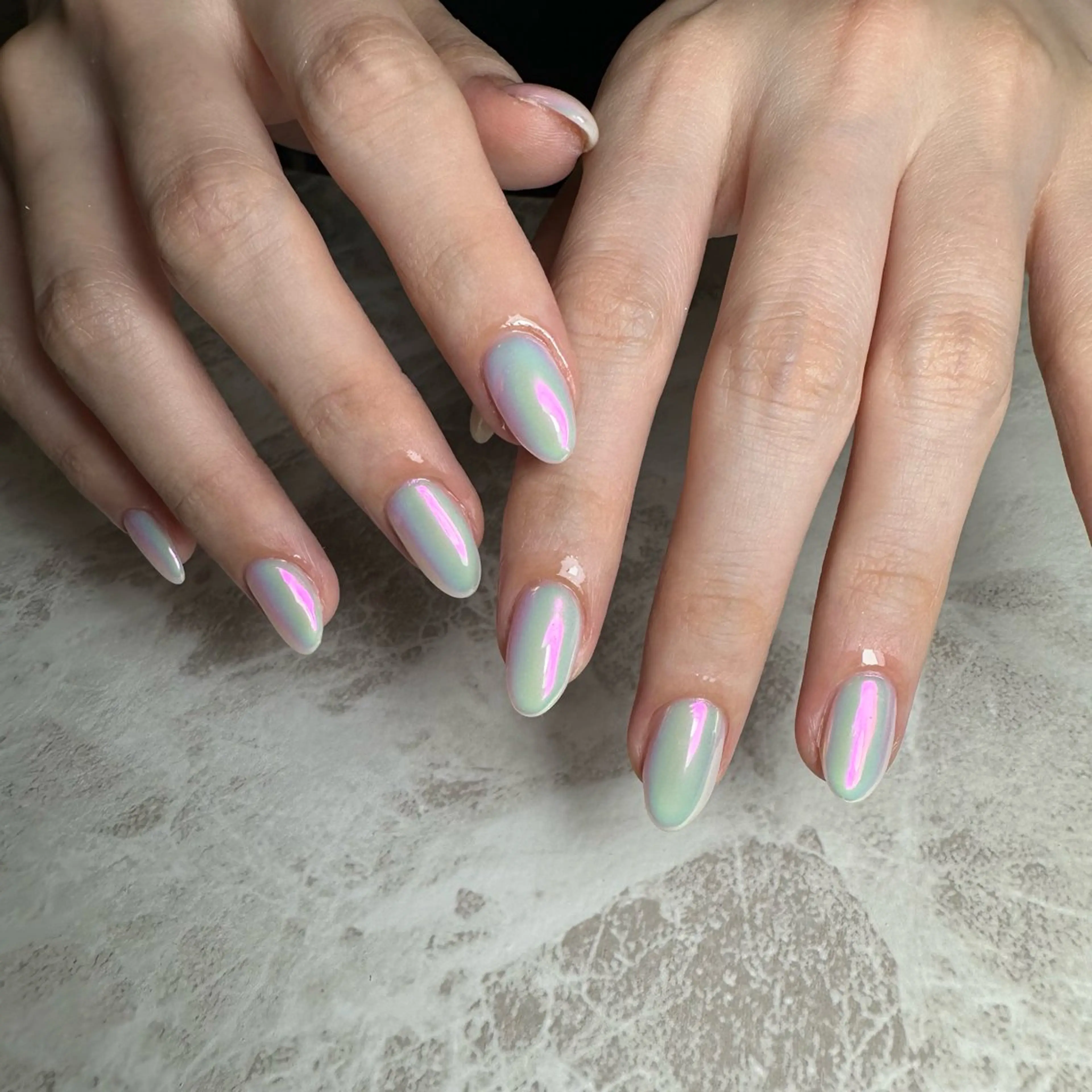 ネイル ミラーネイル 里見 麗のネイルデザイン