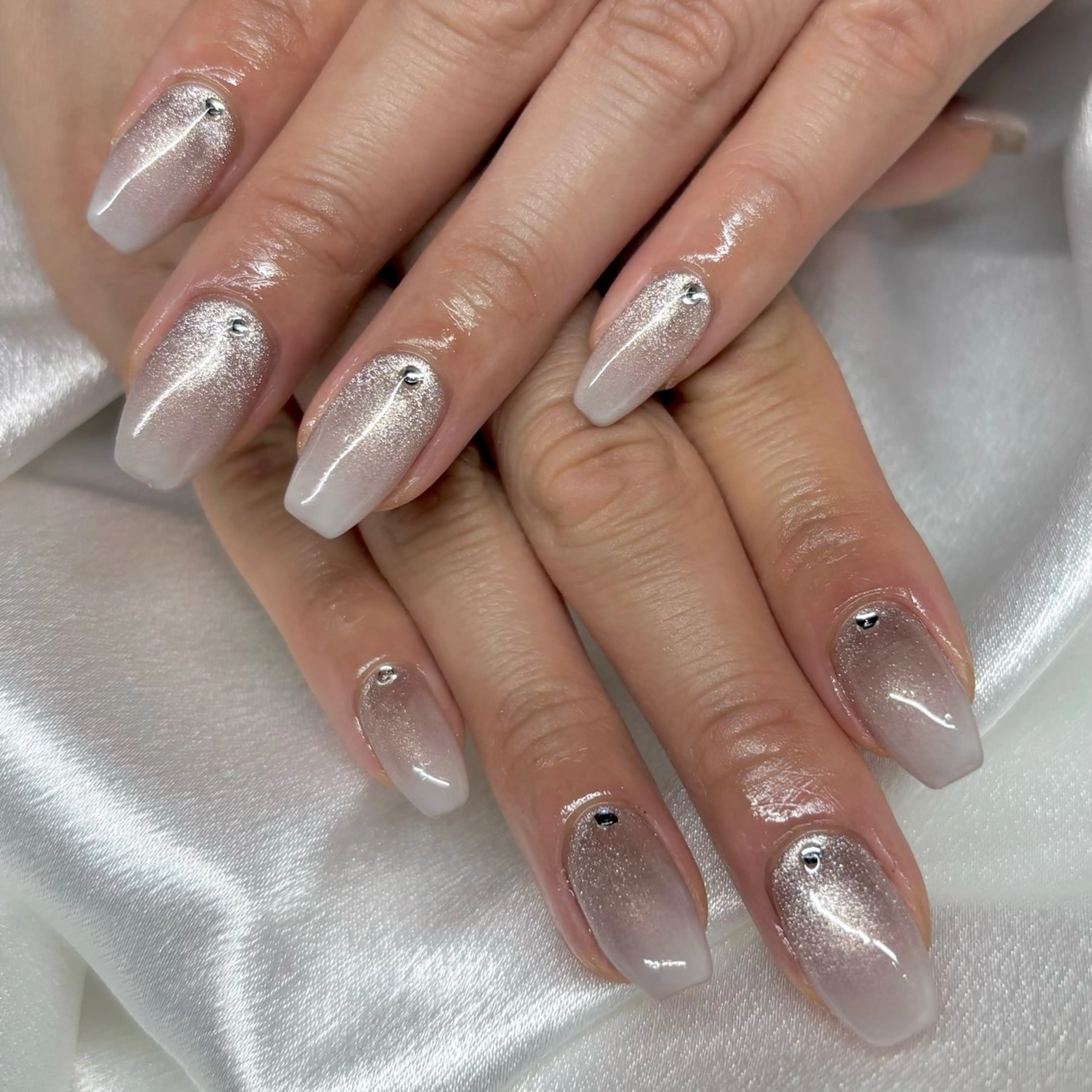 ネイル ハンドネイル ハンドケア attra 菅野のネイルデザイン