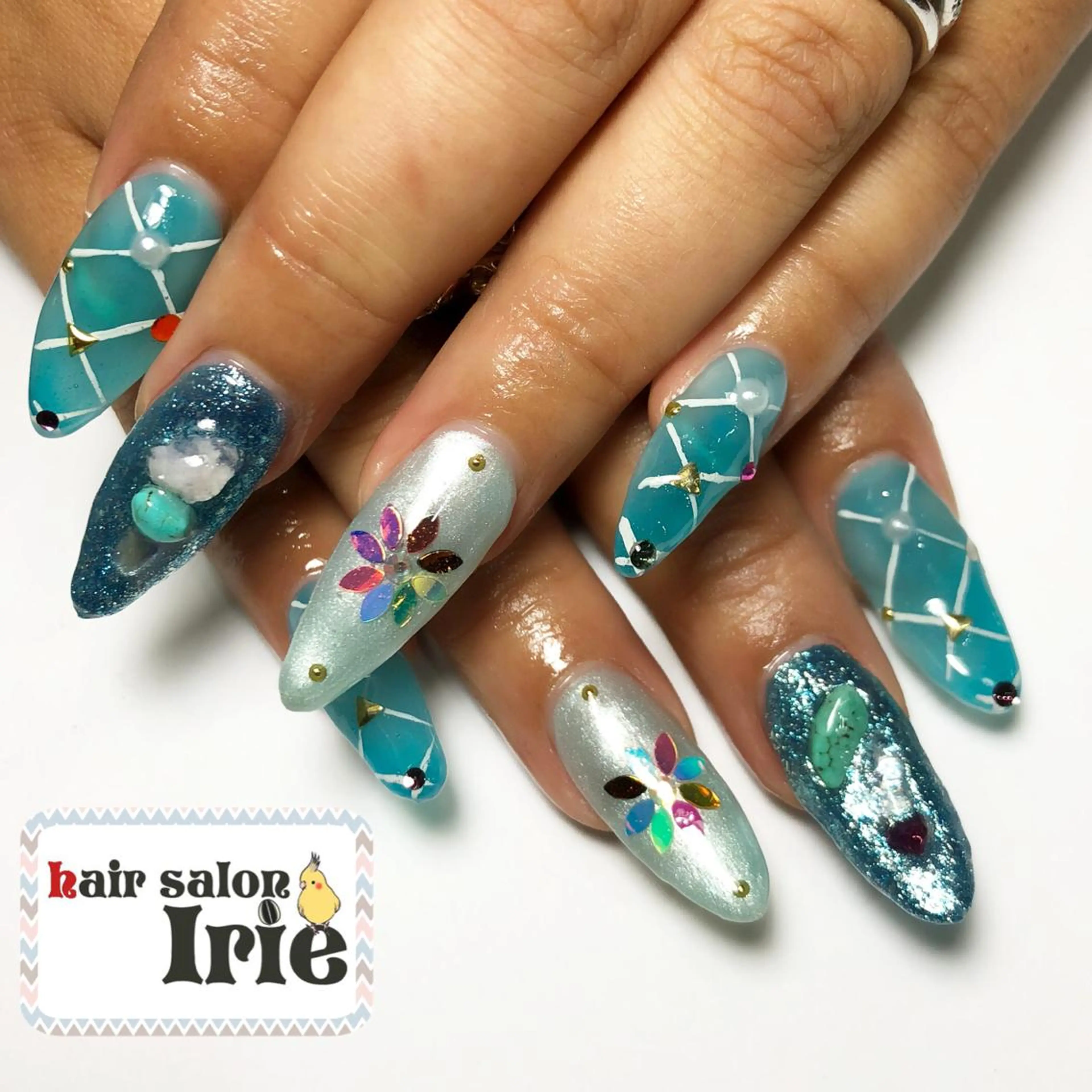 ネイル Hair salon Irie所属・與儀 知佳のネイルデザイン