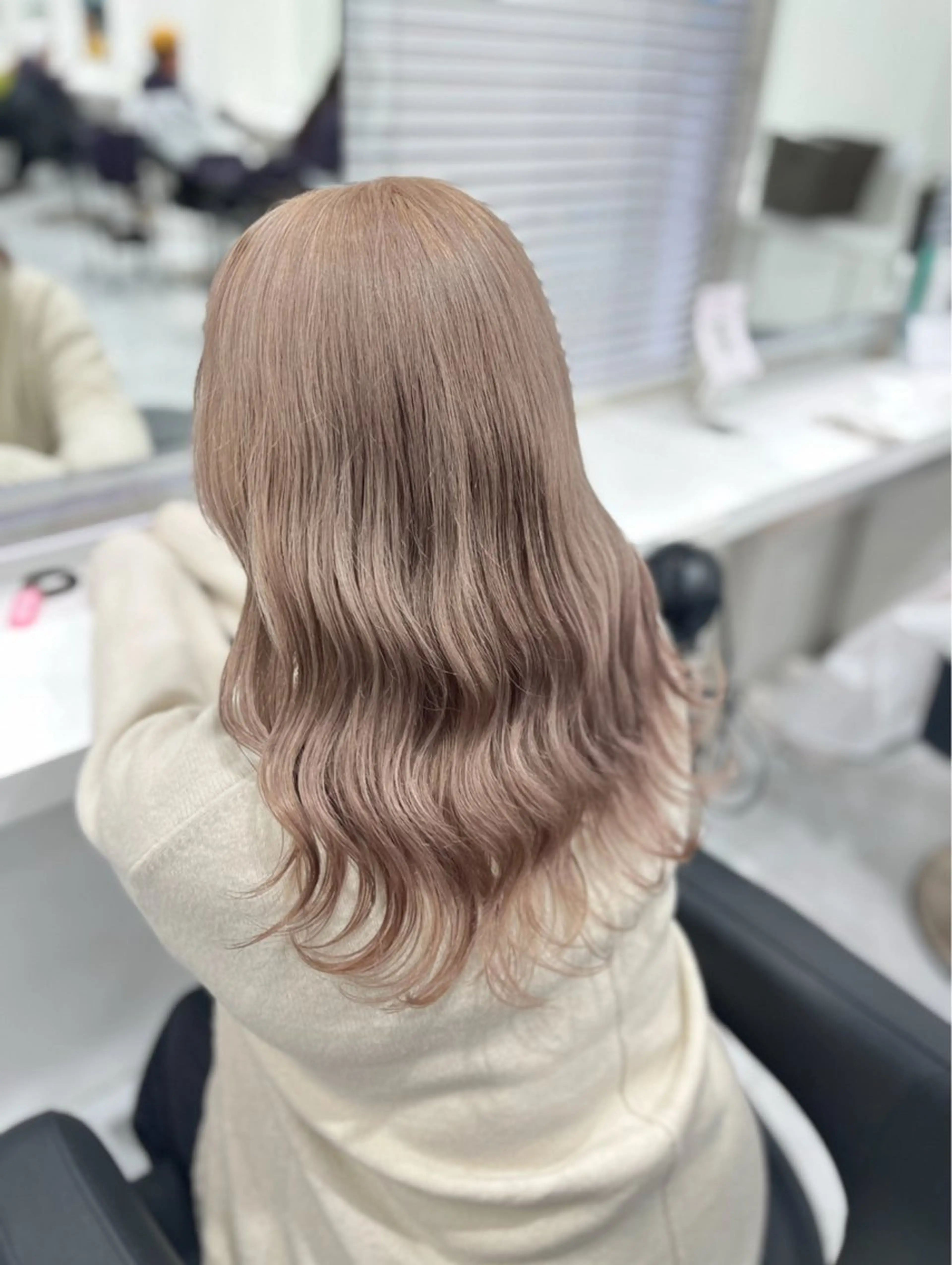 セミロング カラー 韓国風透明感カラー‎ /yurinのヘアスタイル