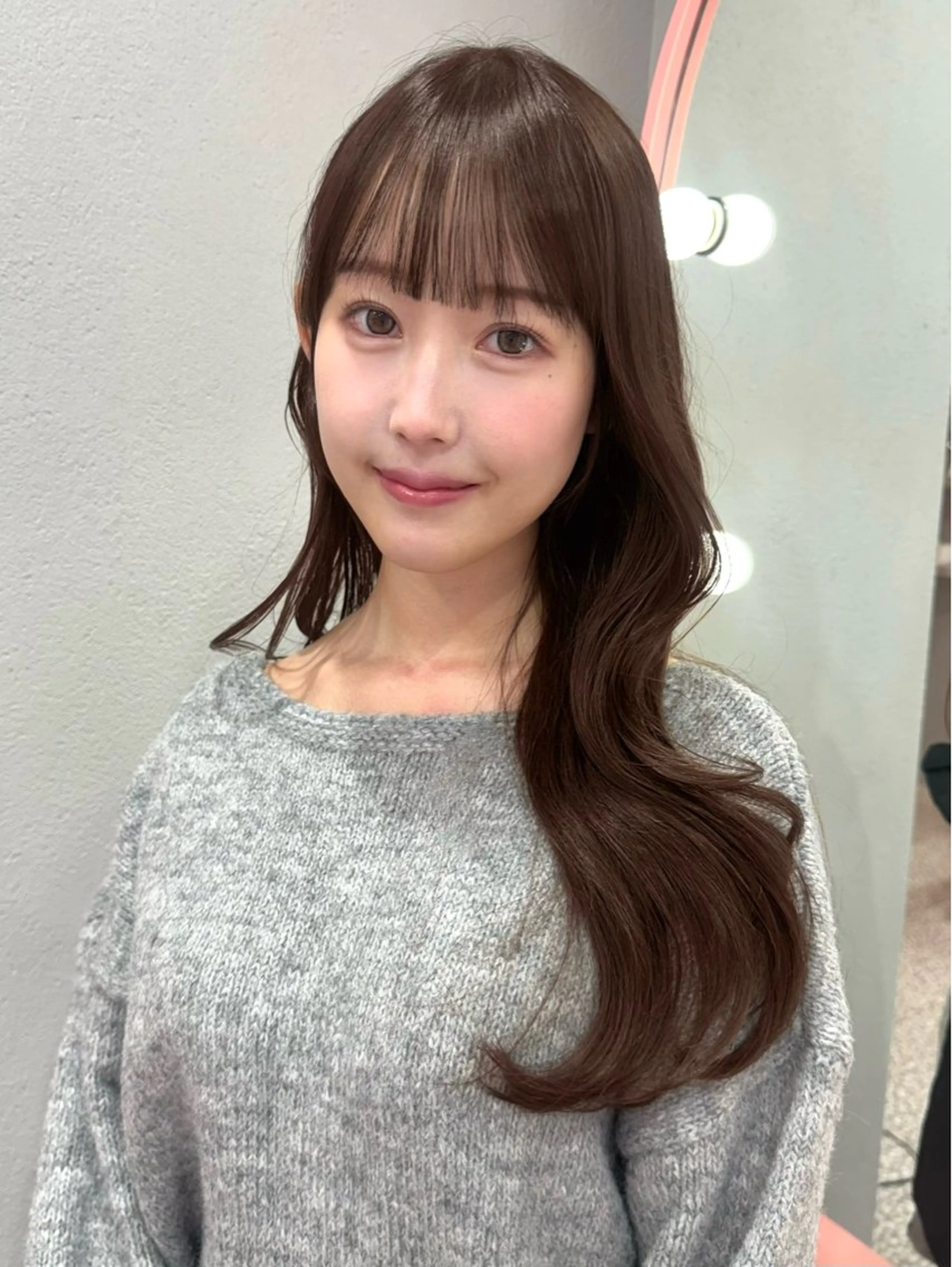 ロング くびれヘア 髪質改善 韓国風ヘア レイヤーカット シースルーバング カット ヘアカラー トリートメント 顔周り/透明感カラー REINA𓍯のヘアスタイル